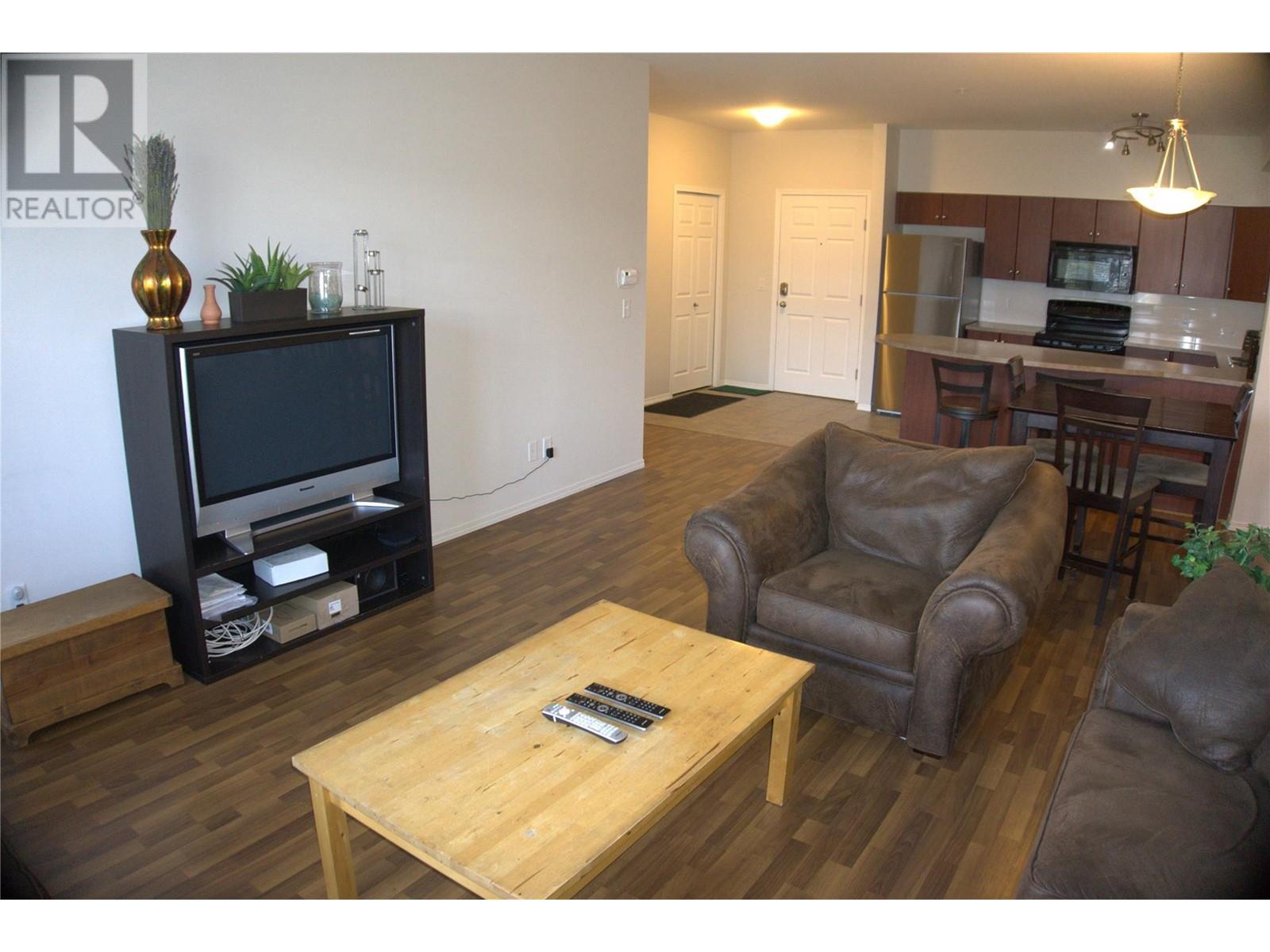 1875 Country Club Drive Unit# 1318, Kelowna, British Columbia  V1V 2W7 - Photo 7 - 10341793