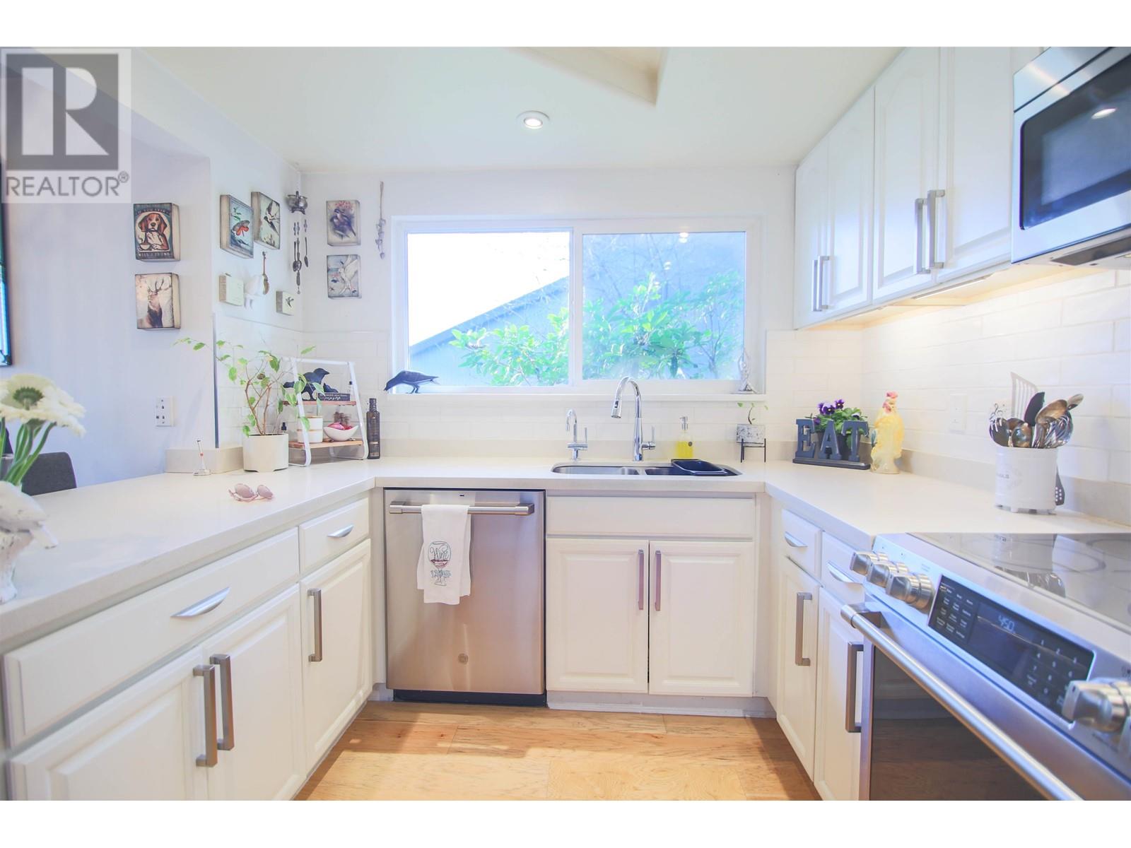 1 1140 Eagleridge Drive, Coquitlam, British Columbia  V3E 1C2 - Photo 11 - R2985815