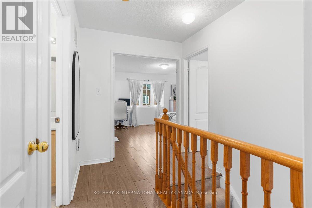 5975 Shelford Terrace, Mississauga, Ontario  L5M 6K3 - Photo 19 - W12062666