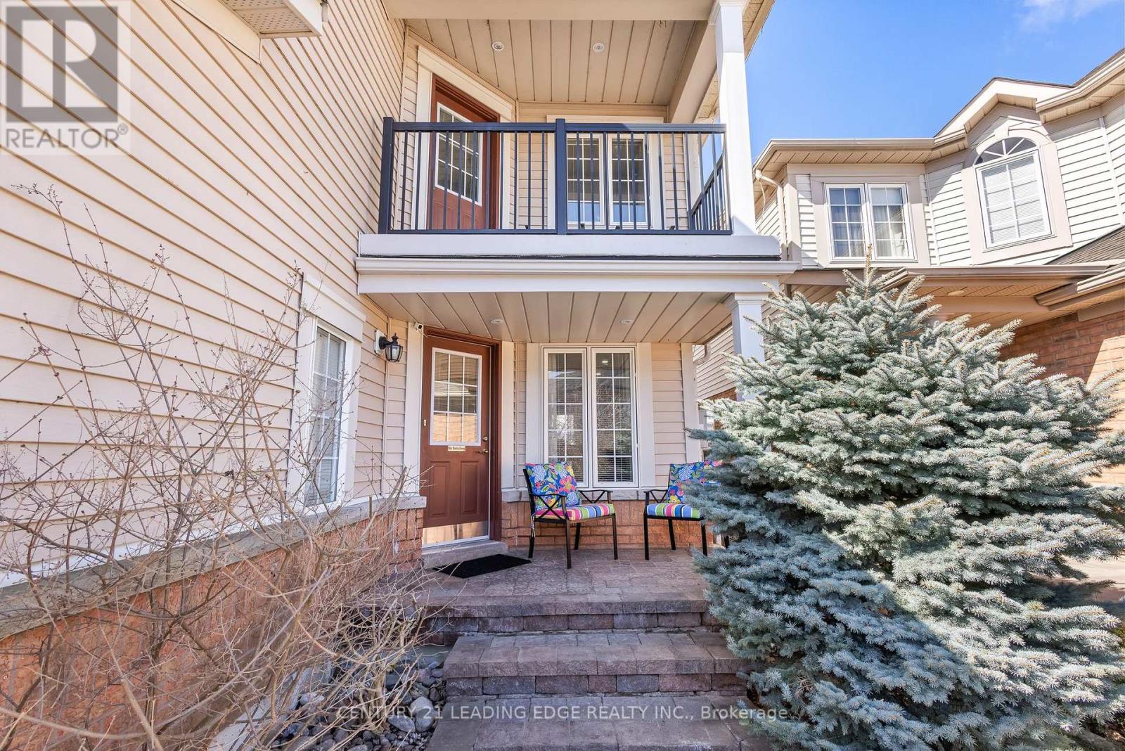 Property at 58 SEABOARD GATE image 3