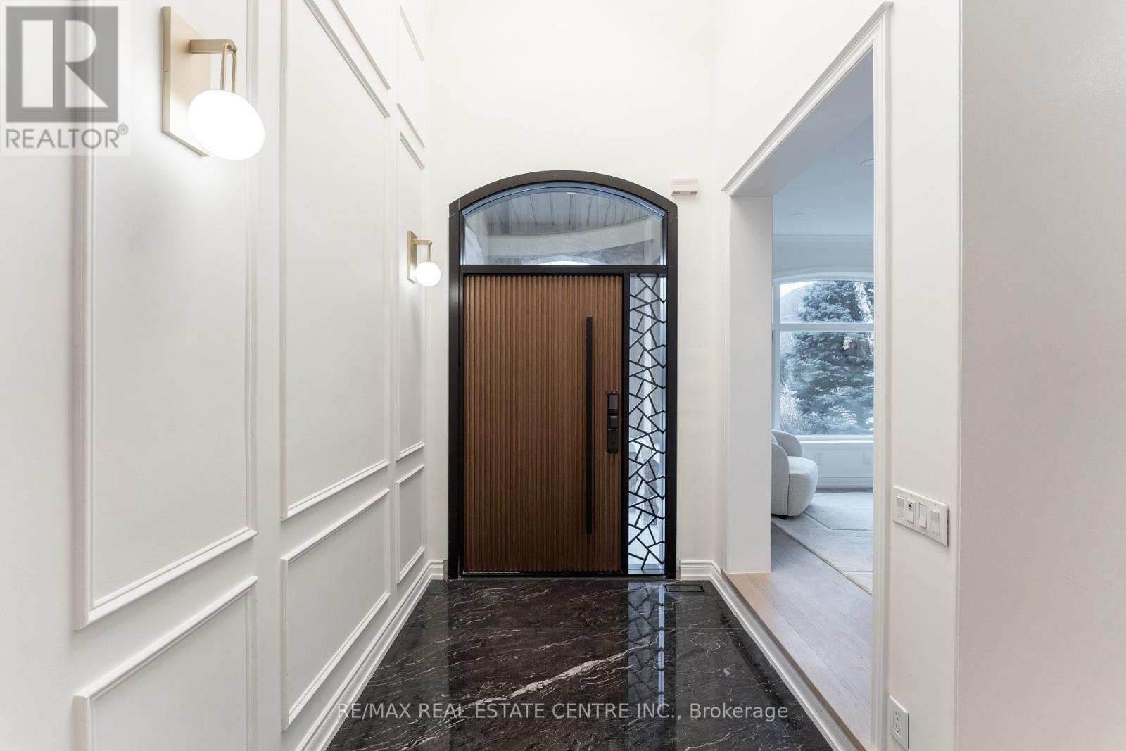 Property at 3352 PETRIE WAY image 4