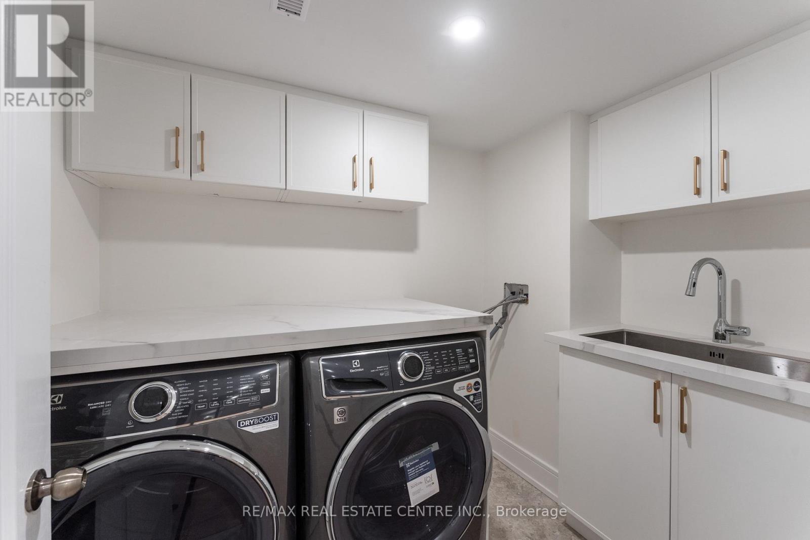 3352 Petrie Way, Oakville (Br Bronte), Ontario  L6L 6V8 - Photo 42 - W12062942