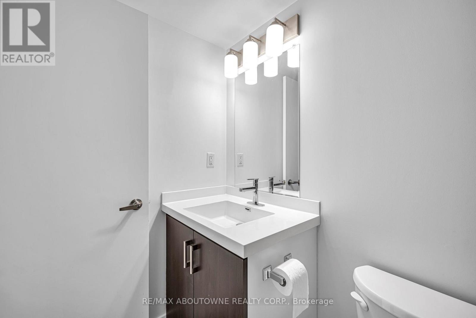 1105 - 1410 Dupont Street, Toronto, Ontario  M6H 0B6 - Photo 15 - W12062996