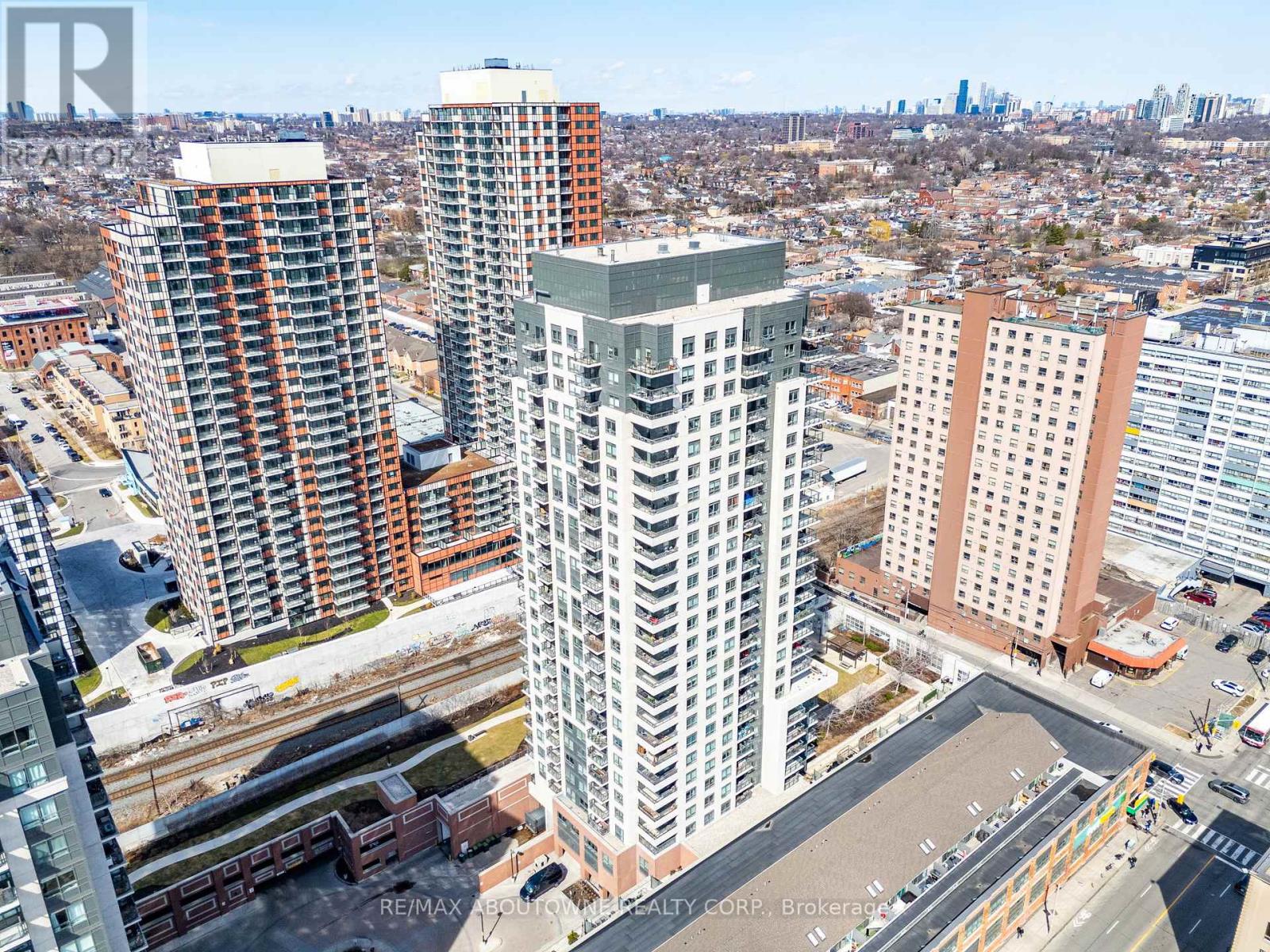 1105 - 1410 Dupont Street, Toronto, Ontario  M6H 0B6 - Photo 36 - W12062996