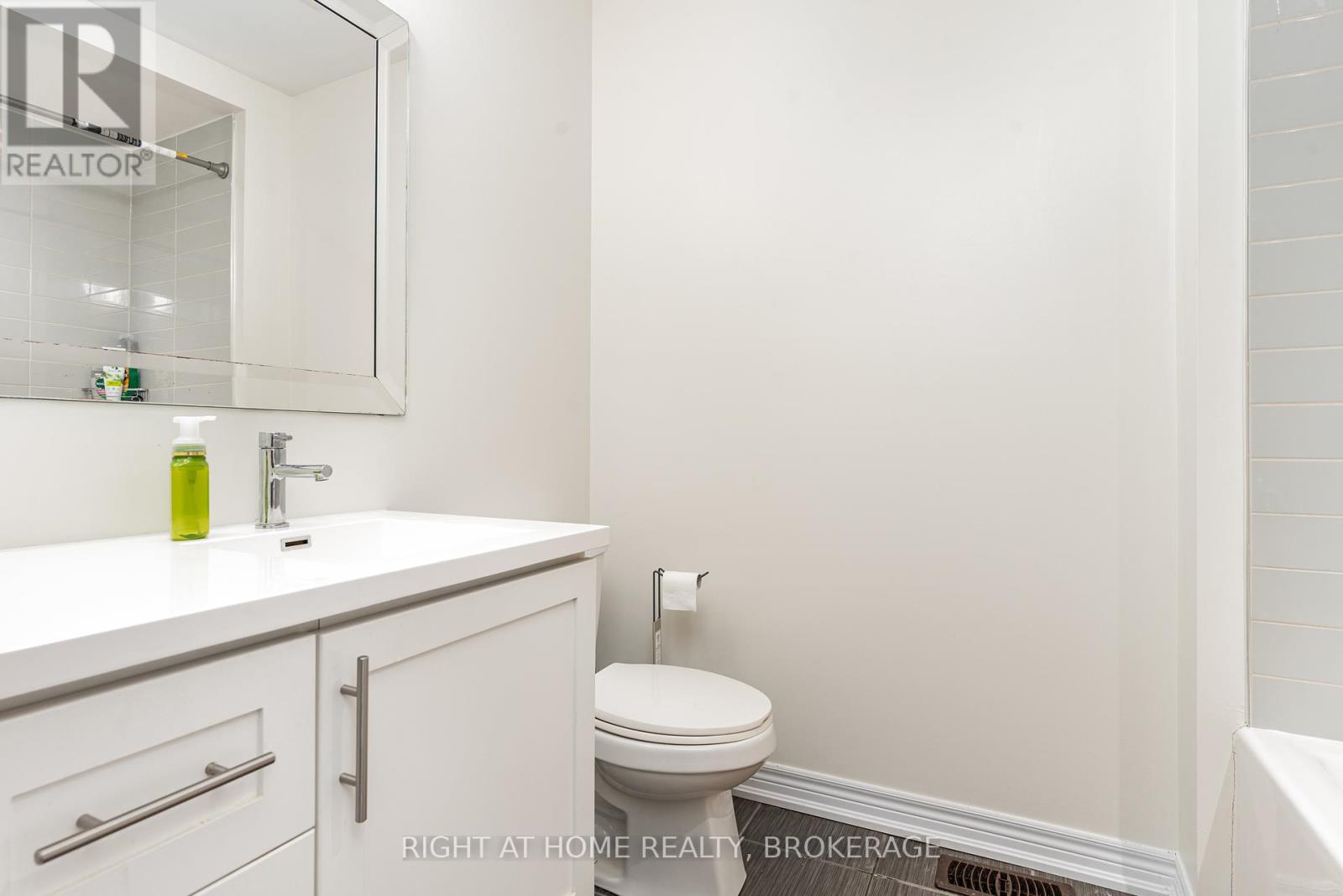 180 - 1890 Rymal Road, Hamilton, Ontario  L0R 1P0 - Photo 22 - X12062961