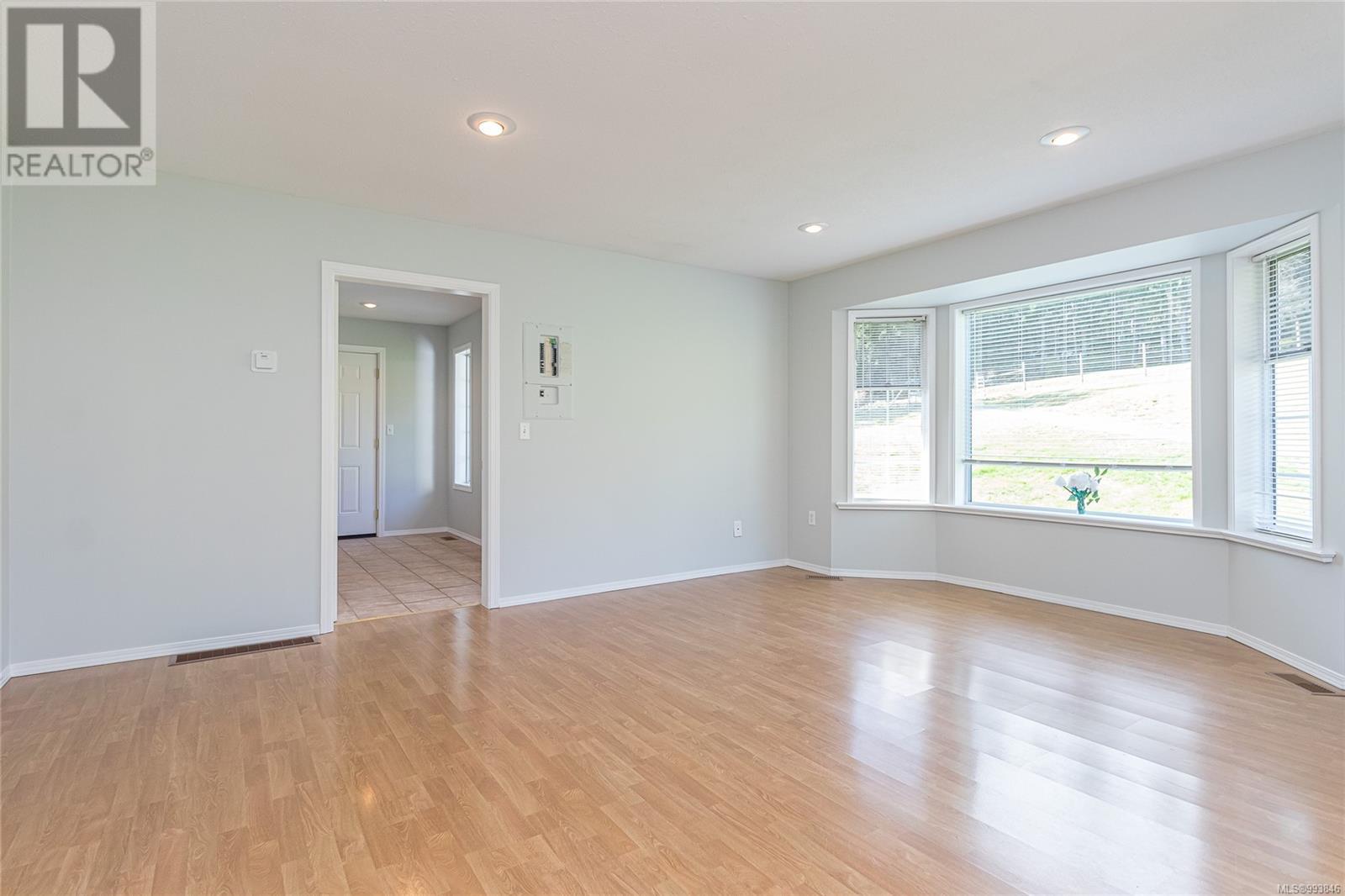 Property at 2515 Ashcroft Rd image 4