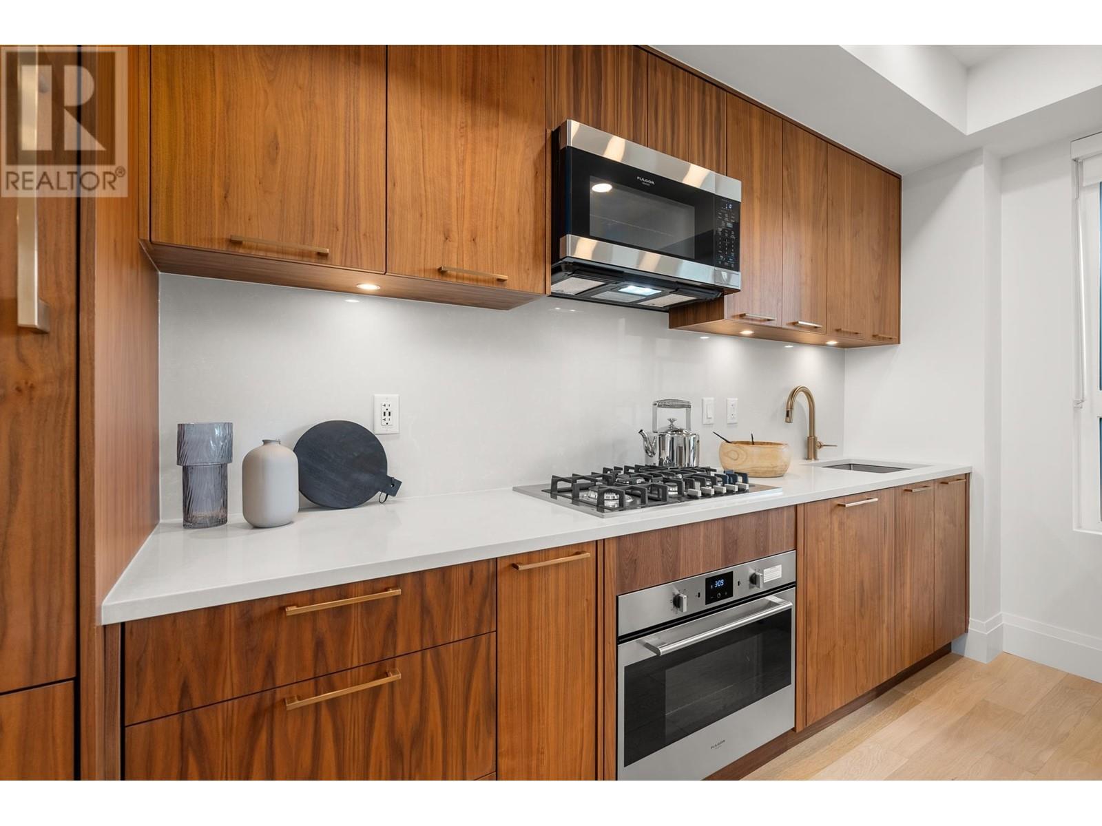 106 2550 Garden Drive, Vancouver, British Columbia  V5N 4X6 - Photo 13 - R2986277