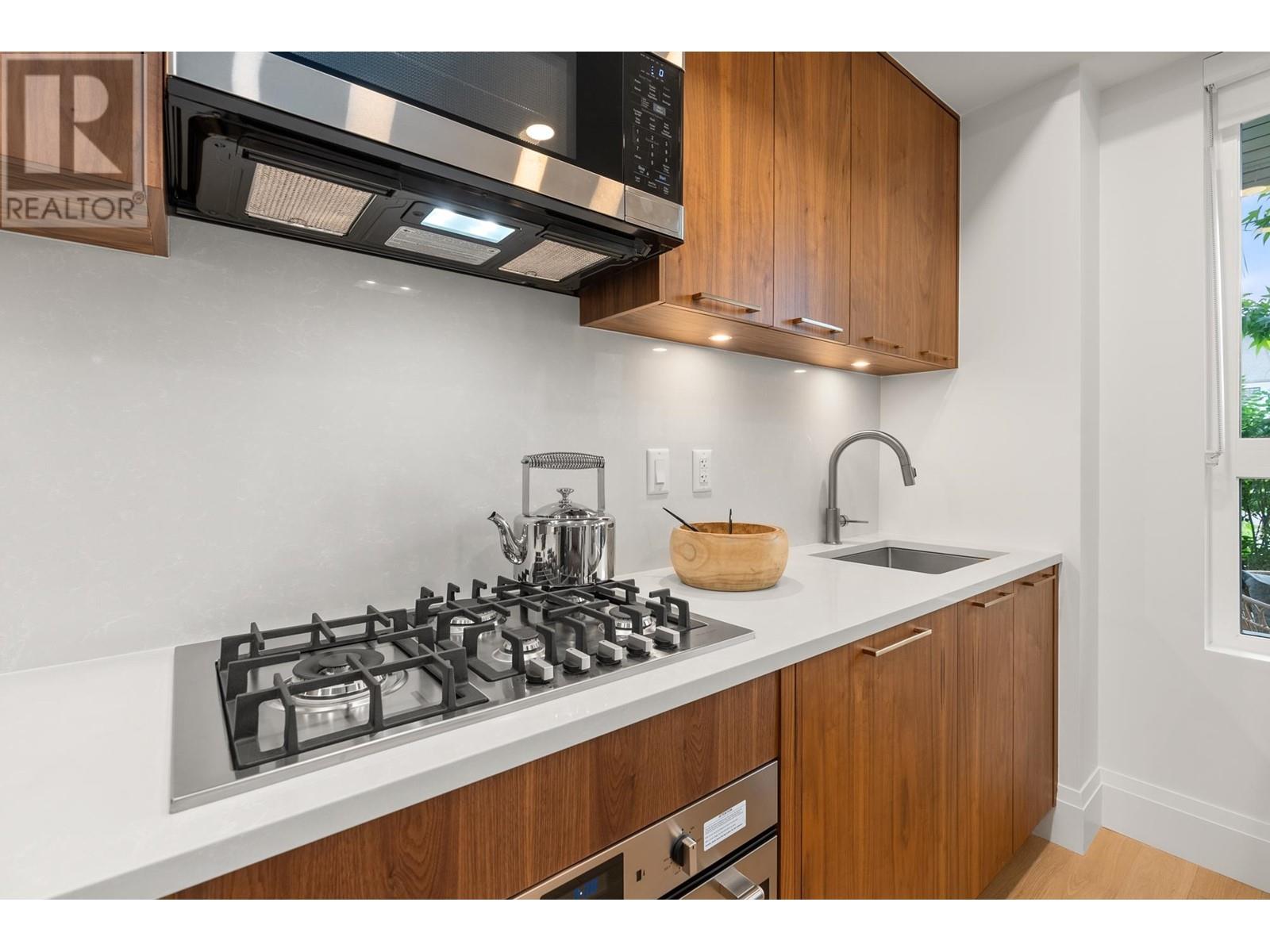106 2550 Garden Drive, Vancouver, British Columbia  V5N 4X6 - Photo 14 - R2986277