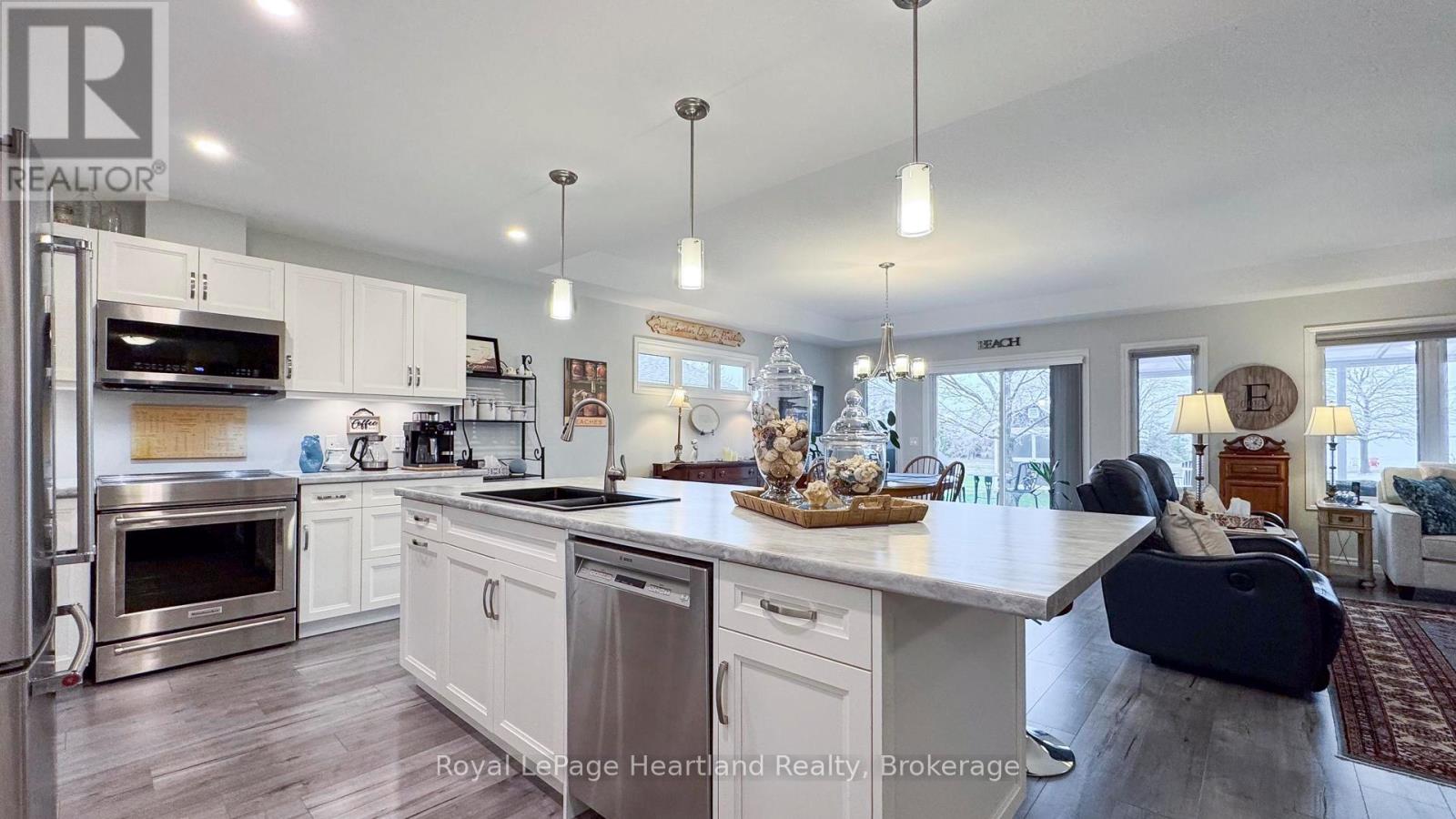 13 Lakebreeze Drive, Ashfield-Colborne-Wawanosh, Ontario  N7A 0C1 - Photo 3 - X12063063
