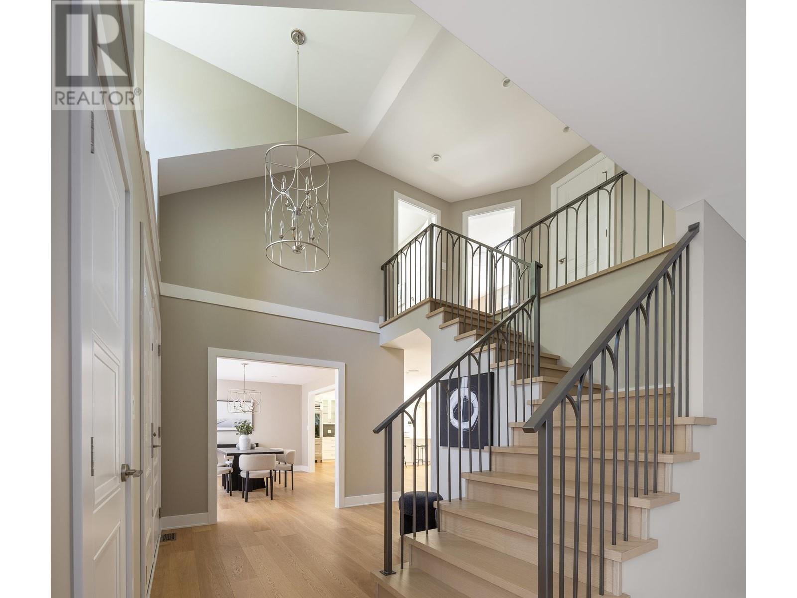 1640 Taylor Way, West Vancouver, British Columbia  V7S 1N4 - Photo 13 - R2986287
