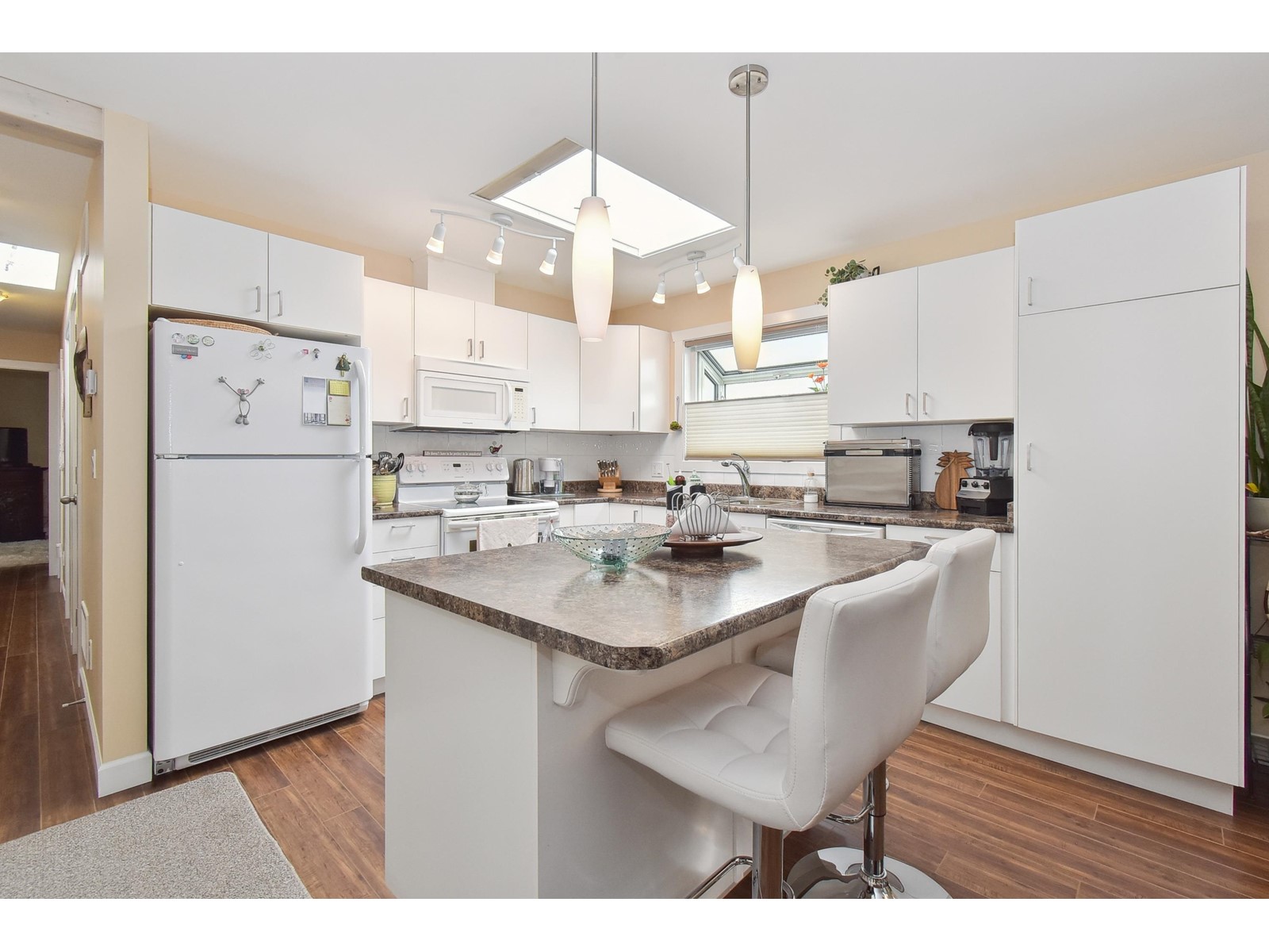 47 15875 20th Avenue, Surrey, British Columbia  V4A 2B1 - Photo 2 - R2986168