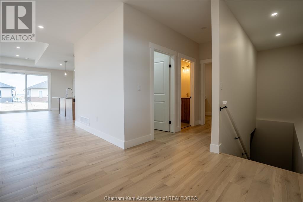 25 Duskridge Road, Chatham, Ontario  N7L 0G7 - Photo 6 - 25007647