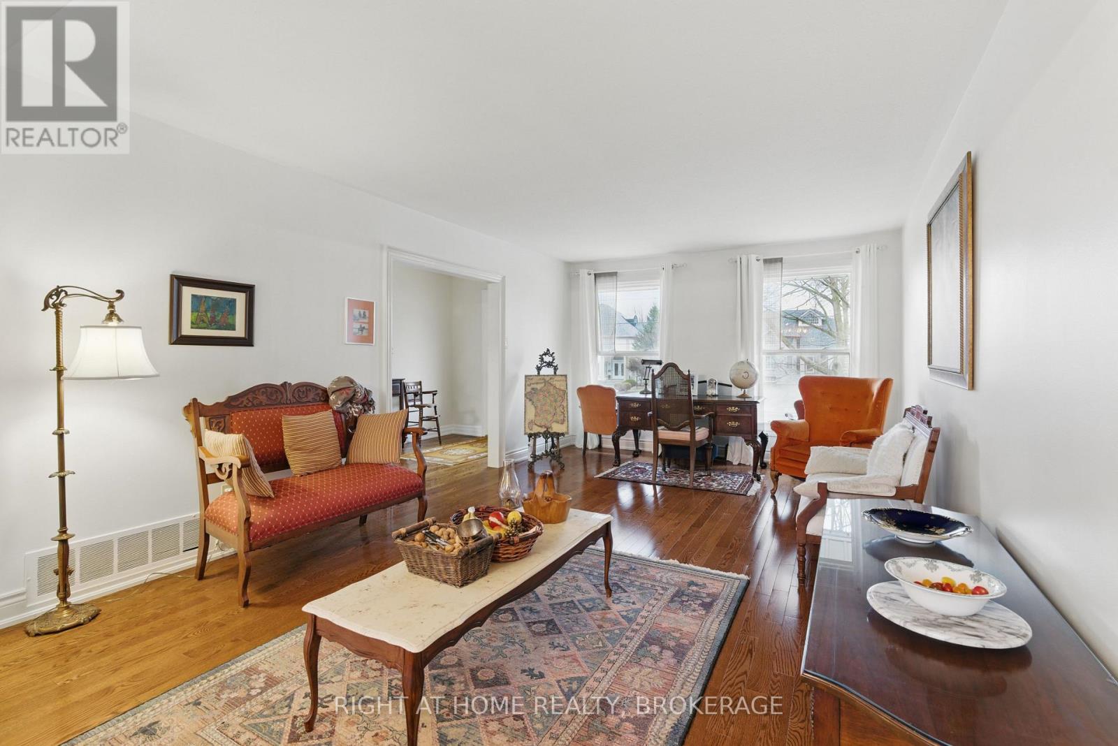 Property at 2518 FIFTH LINE LINE W image 4