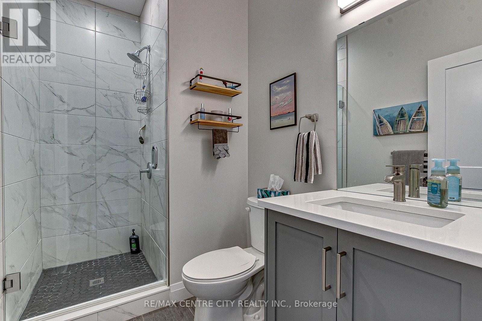 71 Compass Trail, Central Elgin, Ontario  N5L 0B4 - Photo 5 - X12063112