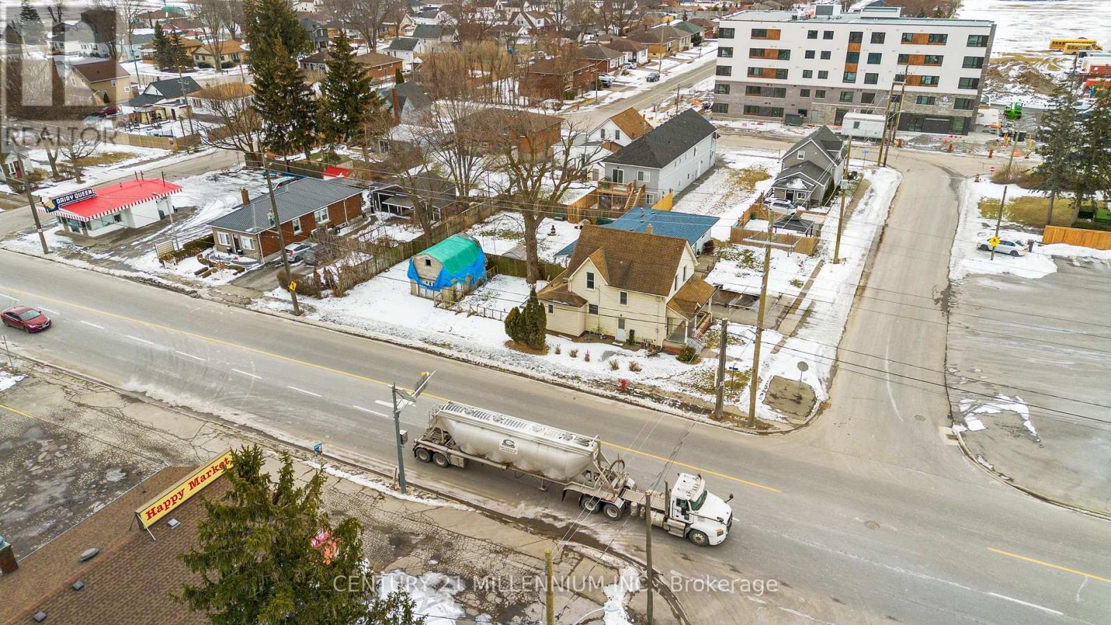 21 Bridge Street E, Port Colborne, Ontario  L3K 2G9 - Photo 27 - X12063052