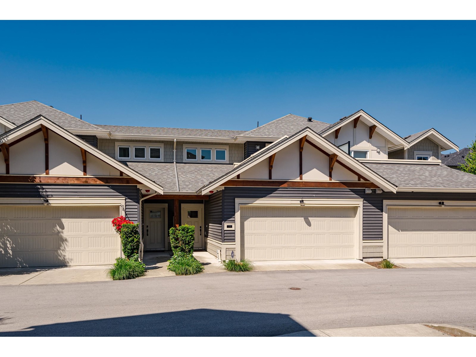 Property at #19 20498 82 AVENUE image 2