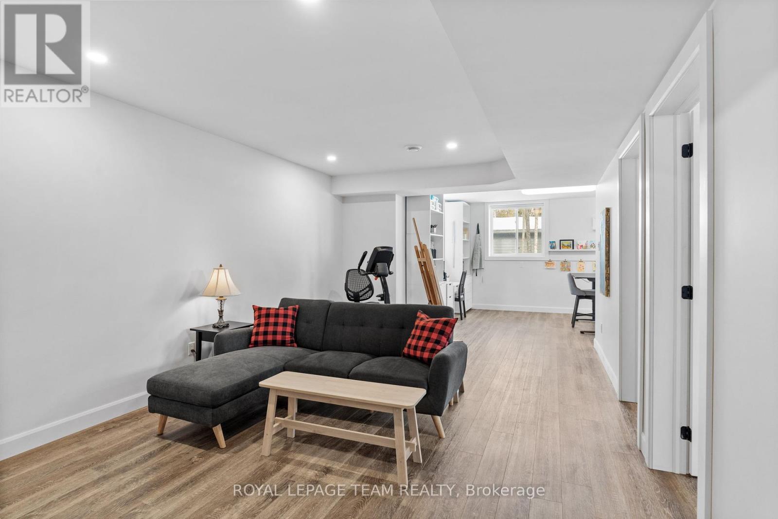 31 Morning Flight Court, Greater Madawaska, Ontario  K0J 1H0 - Photo 41 - X12063231