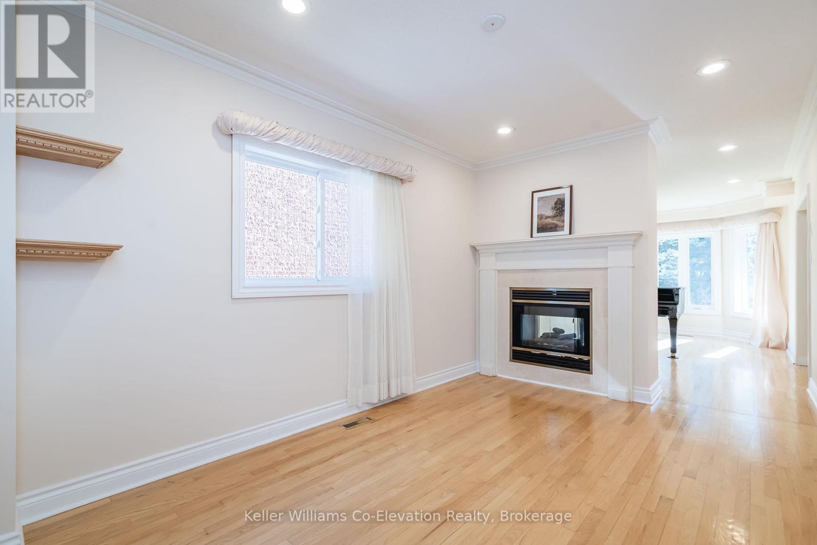 141 Larratt Lane, Richmond Hill, Ontario  L4C 0E6 - Photo 16 - N12063088