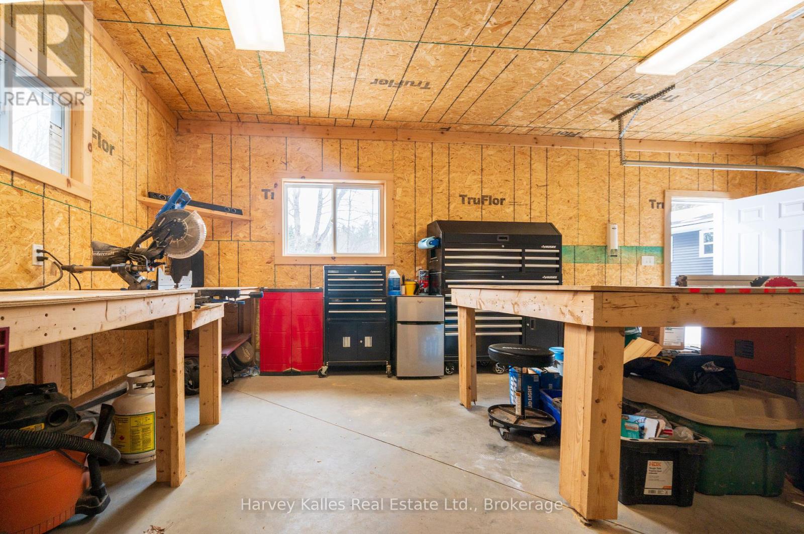 59 Deer Lake Road, Huntsville, Ontario  P0B 1L0 - Photo 18 - X12063162