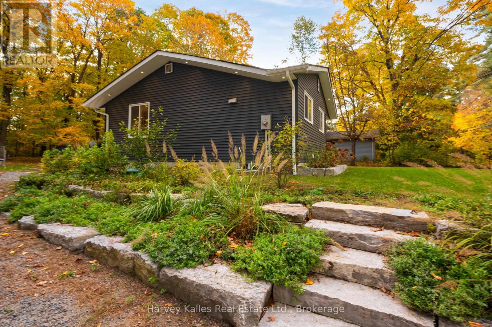 59 Deer Lake Road, Huntsville, Ontario  P0B 1L0 - Photo 25 - X12063162