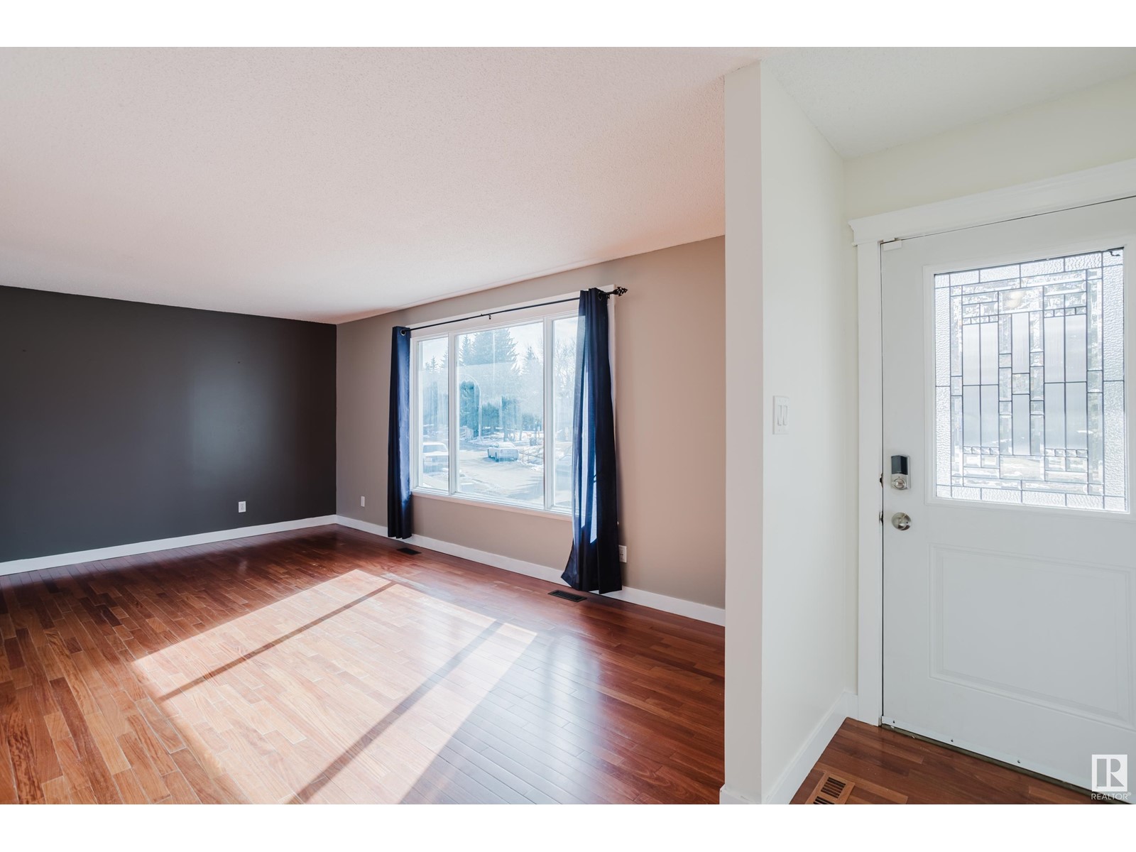 Property at 1835 56 ST NW NW image 2