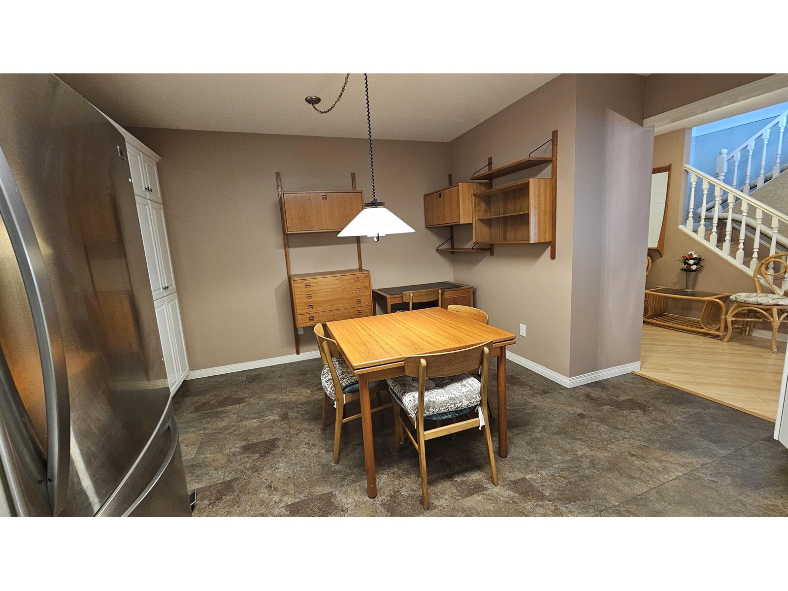308 6557 121 Street, Surrey, British Columbia  V3W 1E7 - Photo 2 - R2986242