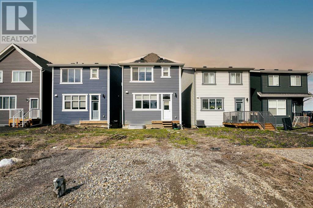 Property at 215 Magnolia Drive SE image 4