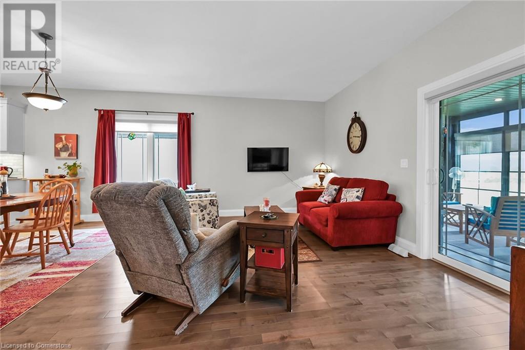 156 St. Michaels Street, Delhi, Ontario  N4B 0A3 - Photo 14 - 40713794