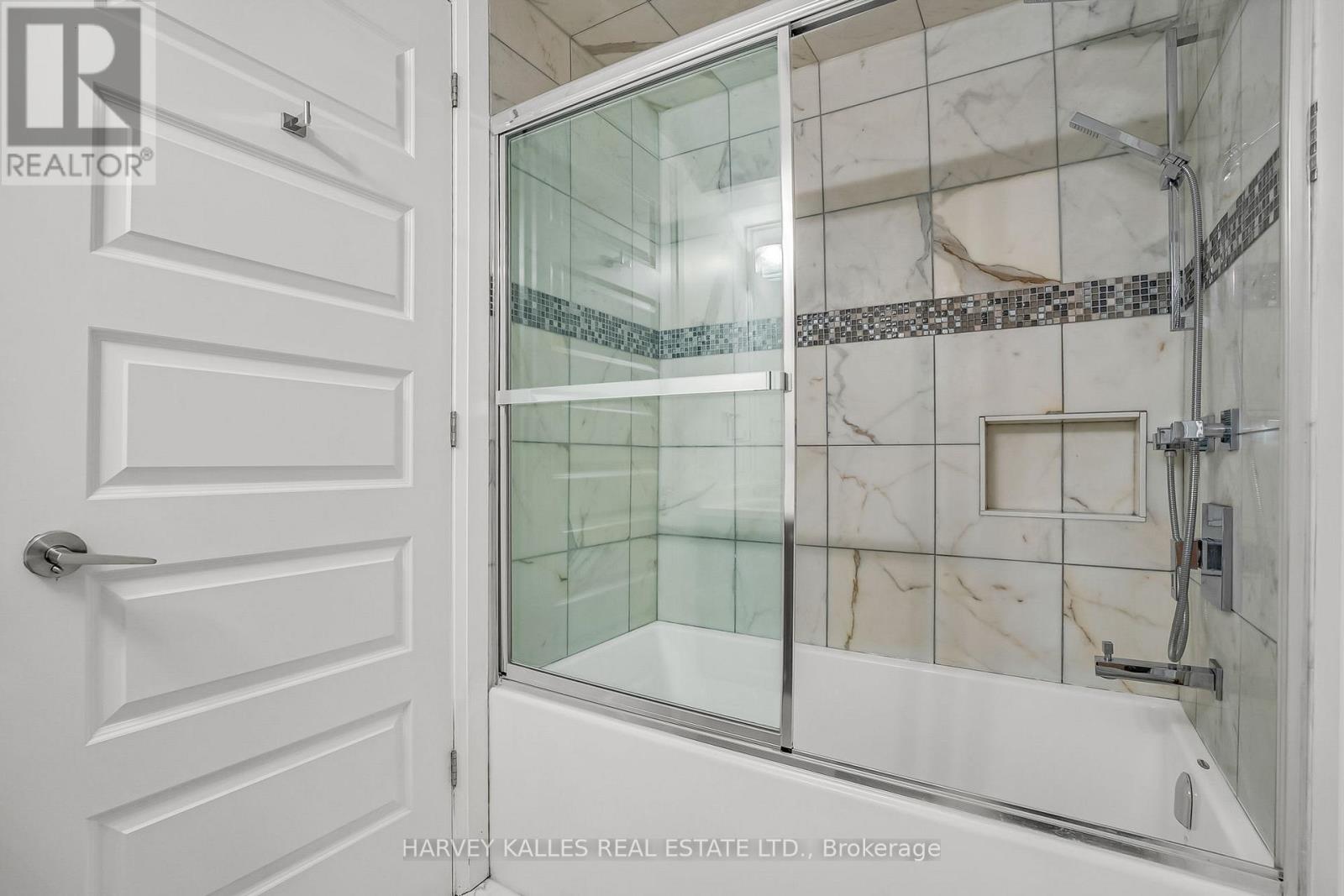 58 - 8161 Kipling Avenue, Vaughan, Ontario  L4L 0G4 - Photo 26 - N12063163