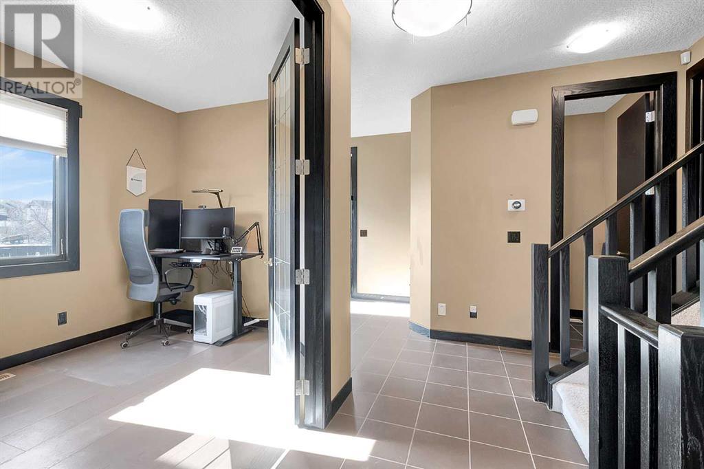 Property at 64 Walden Square SE image 3