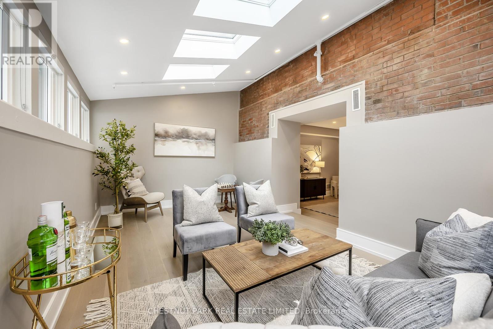 1 - 15 Scarth Road, Toronto, Ontario  M4W 2S5 - Photo 10 - C12037311