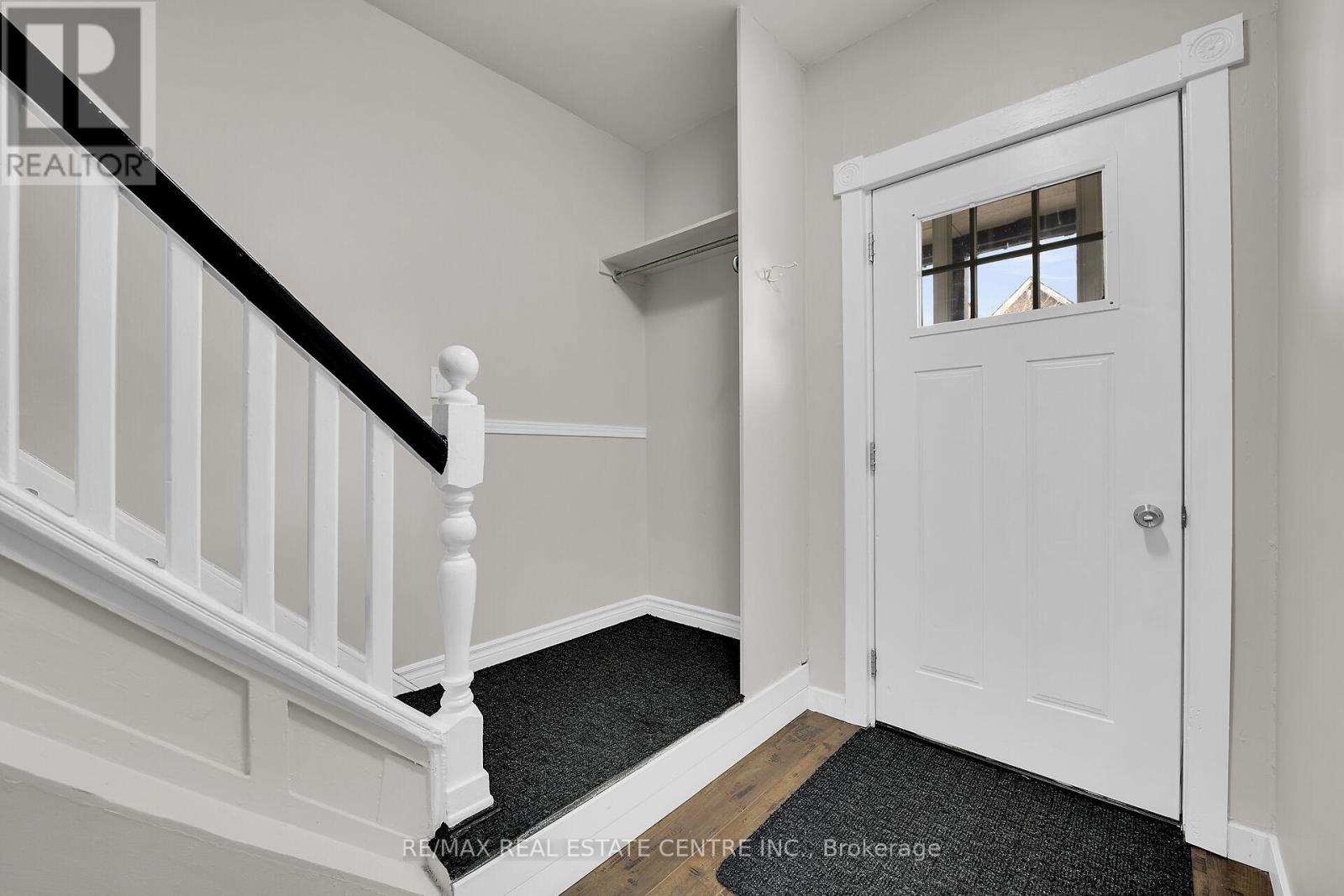 Property at 18 KEITH STREET image 2