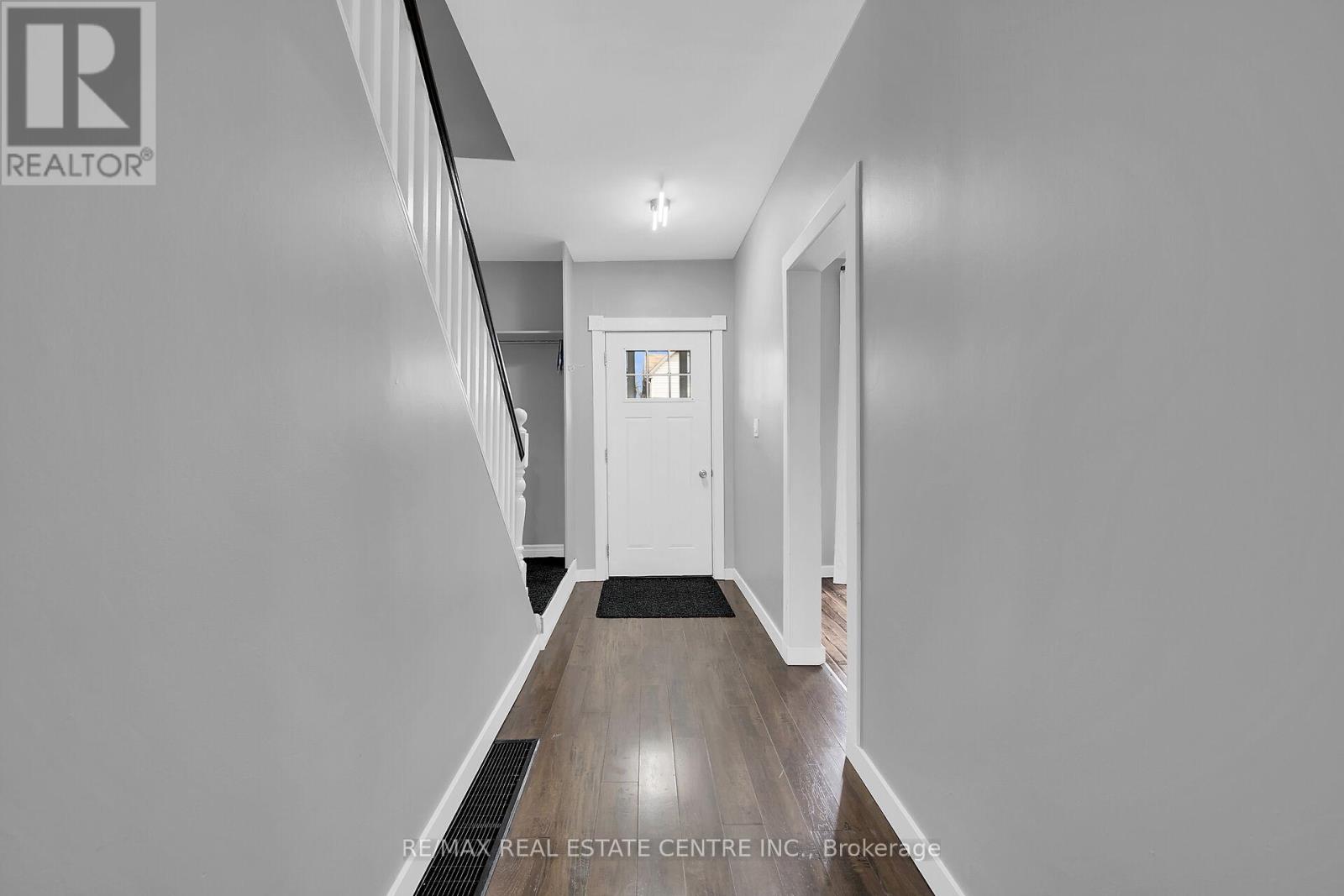 Property at 18 KEITH STREET image 3