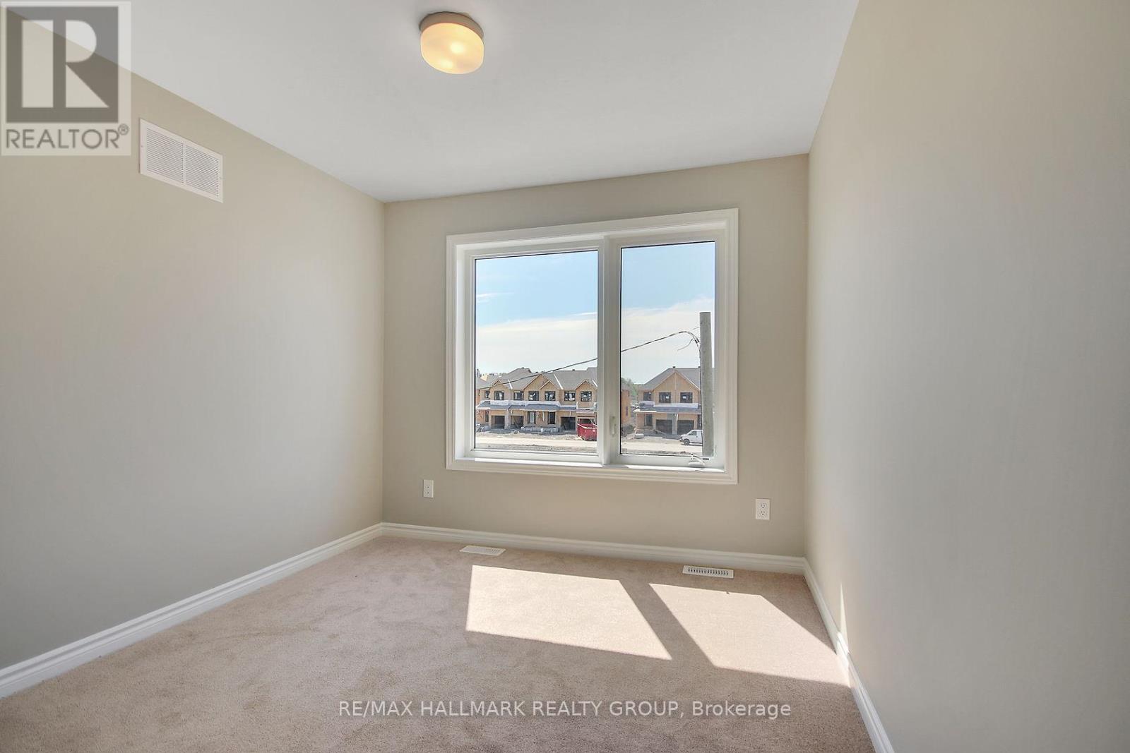 92 Kyanite Lane, Ottawa, Ontario  K2J 7B4 - Photo 40 - X12063306