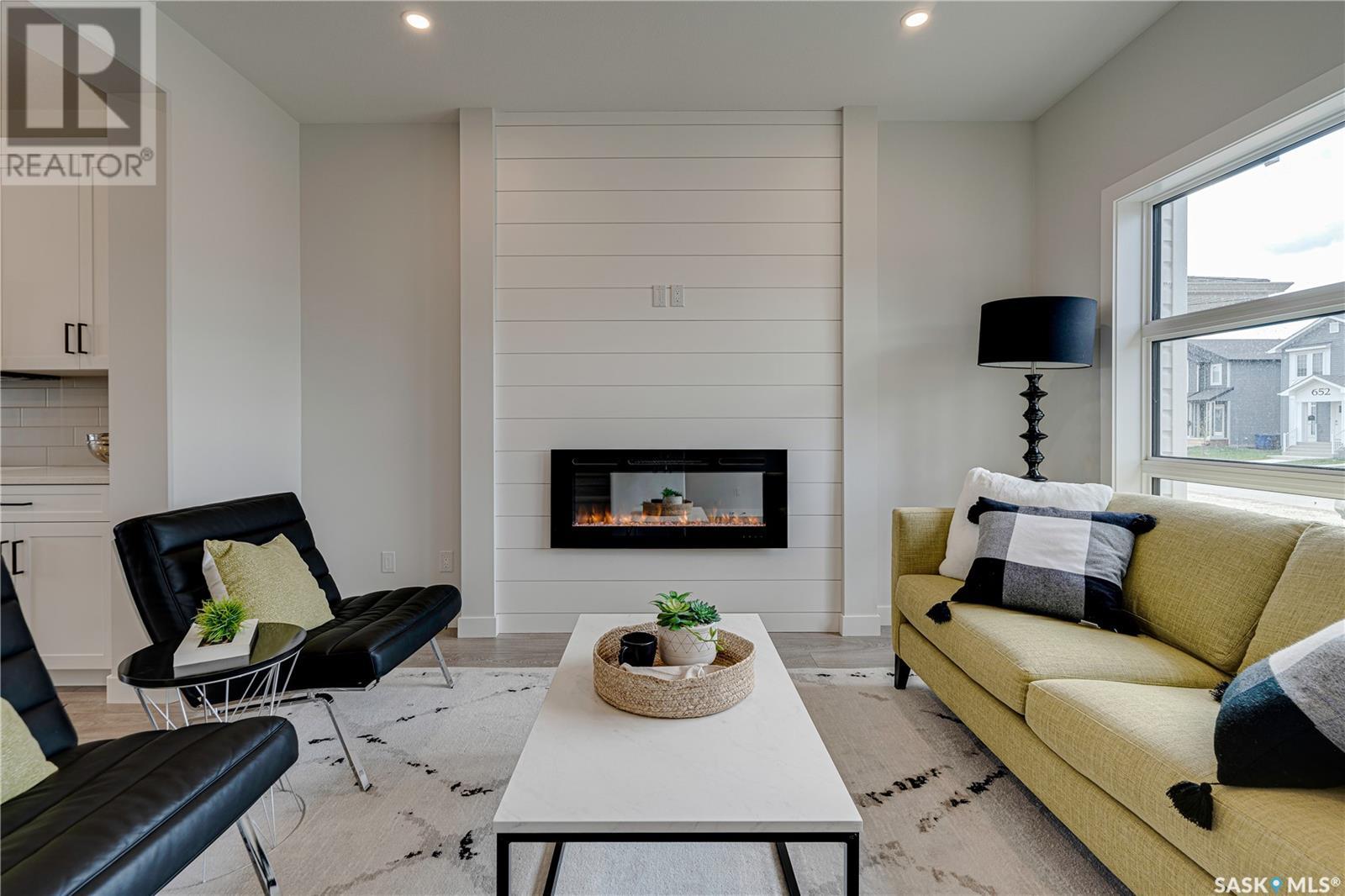Property at 3167 Bowen STREET image 5