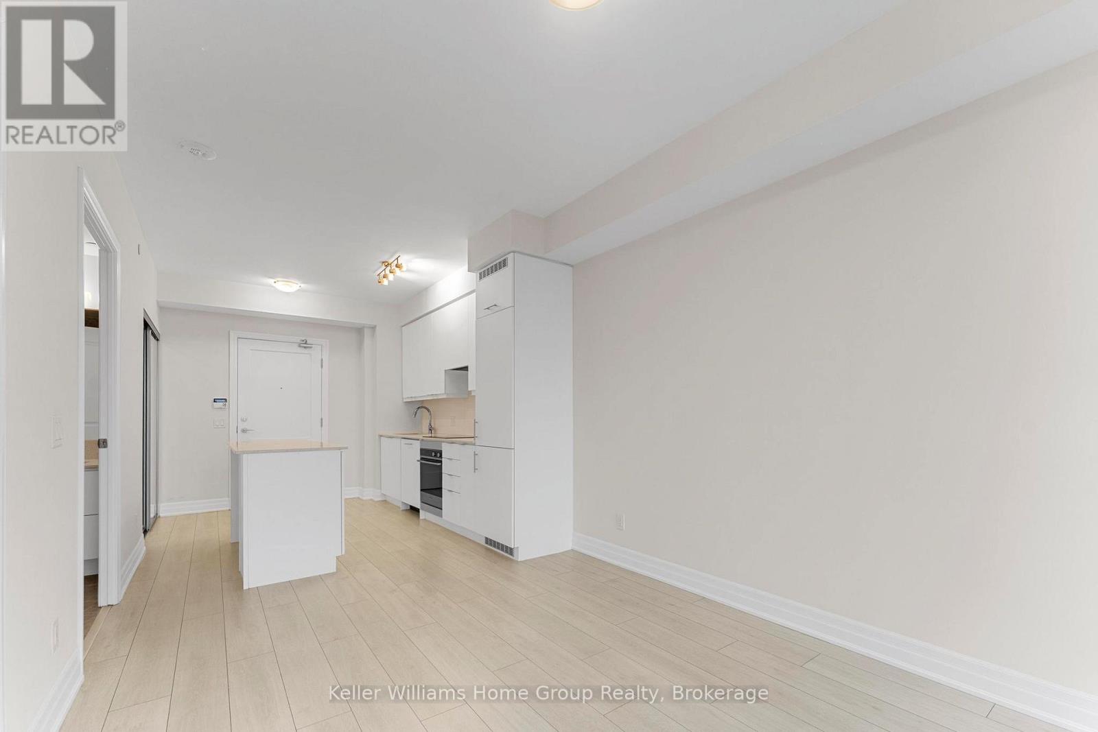 1303 - 30 Elm Drive W, Mississauga, Ontario  L5B 0N6 - Photo 10 - W12063258