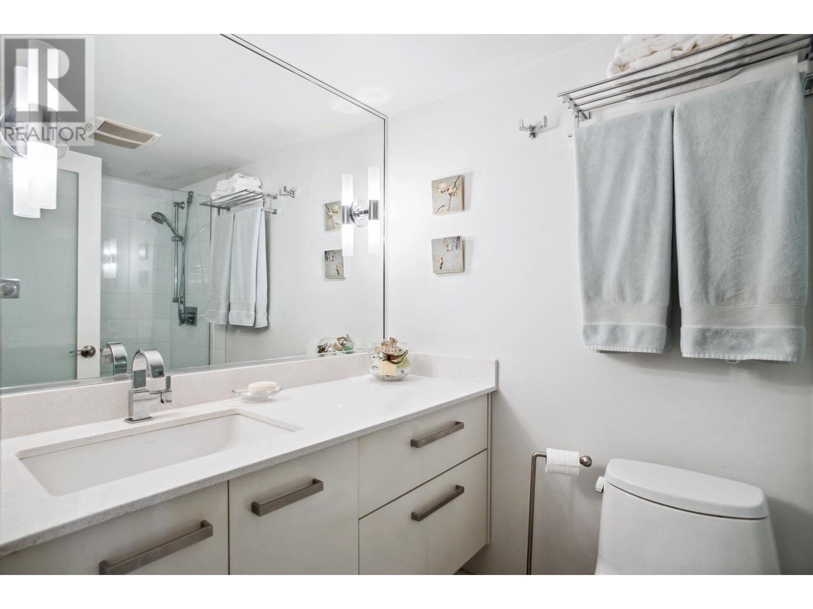 108 1516 Charles Street, Vancouver, British Columbia  V5L 2T1 - Photo 12 - R2986303