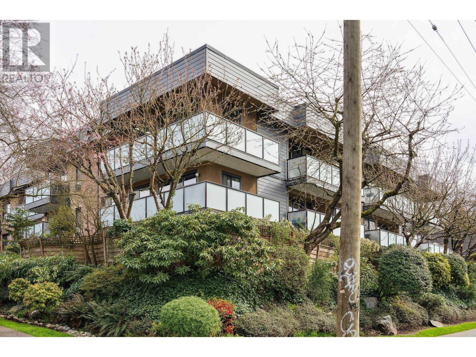108 1516 Charles Street, Vancouver, British Columbia  V5L 2T1 - Photo 2 - R2986303
