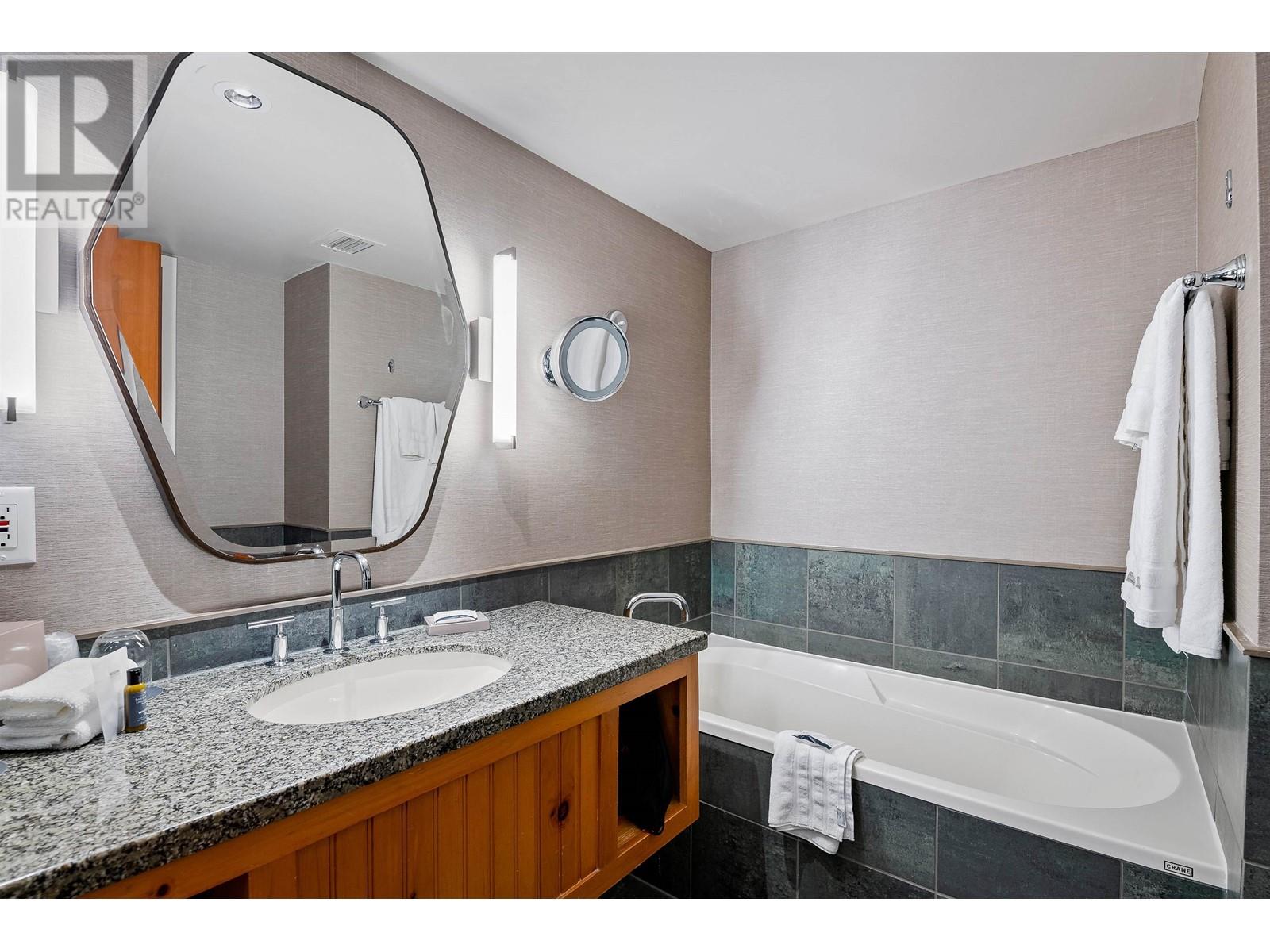 783 4090 Whistler Way, Whistler, British Columbia  V8E 1J3 - Photo 13 - R2986329