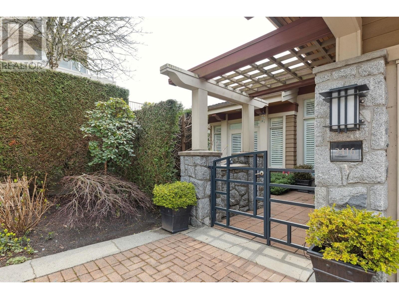 Property at 2416 CARR LANE image 2