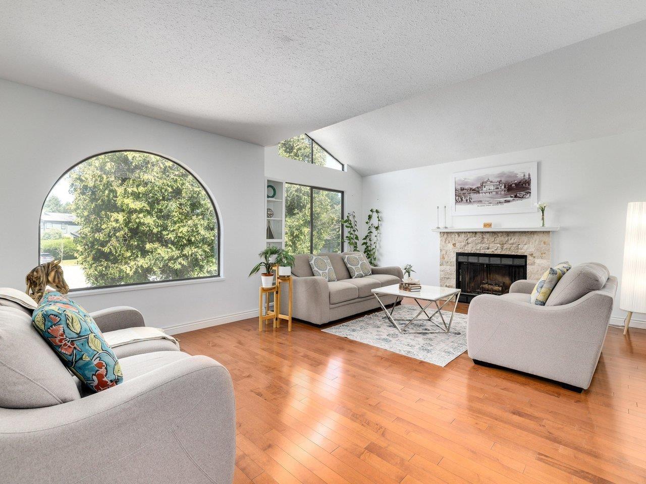 14084 17b Avenue, Surrey, British Columbia  V4A 6S8 - Photo 8 - R2977143