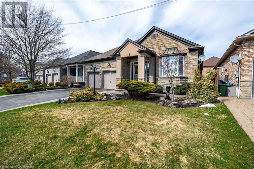 Property at 18 BELLSTONE Lane image 2