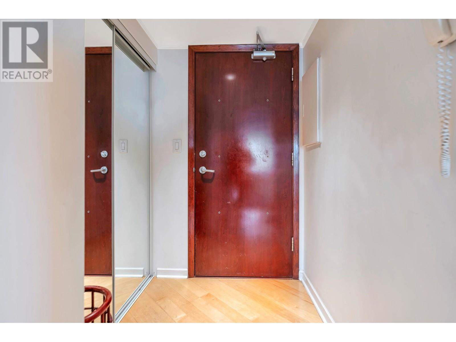 2302 1050 Burrard Street, Vancouver, British Columbia  V6Z 2S3 - Photo 3 - R2984583