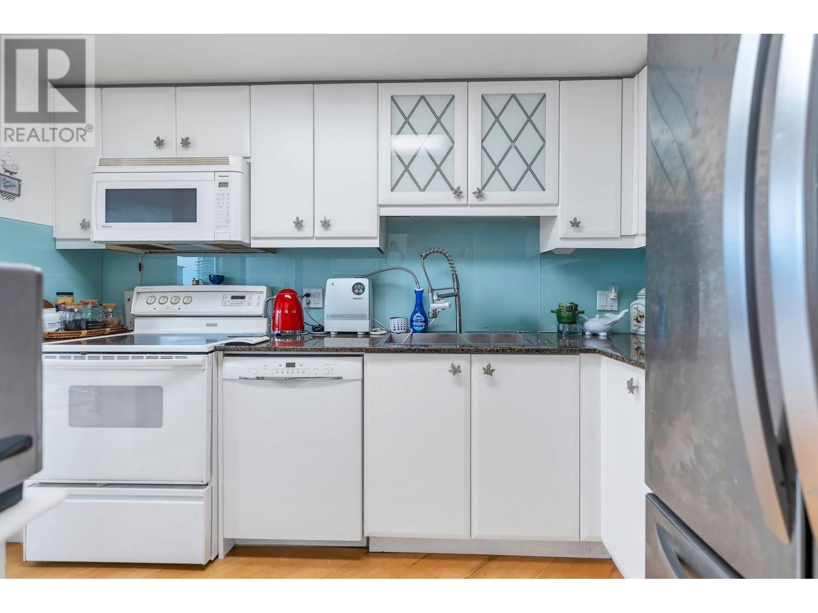 2302 1050 Burrard Street, Vancouver, British Columbia  V6Z 2S3 - Photo 18 - R2984583