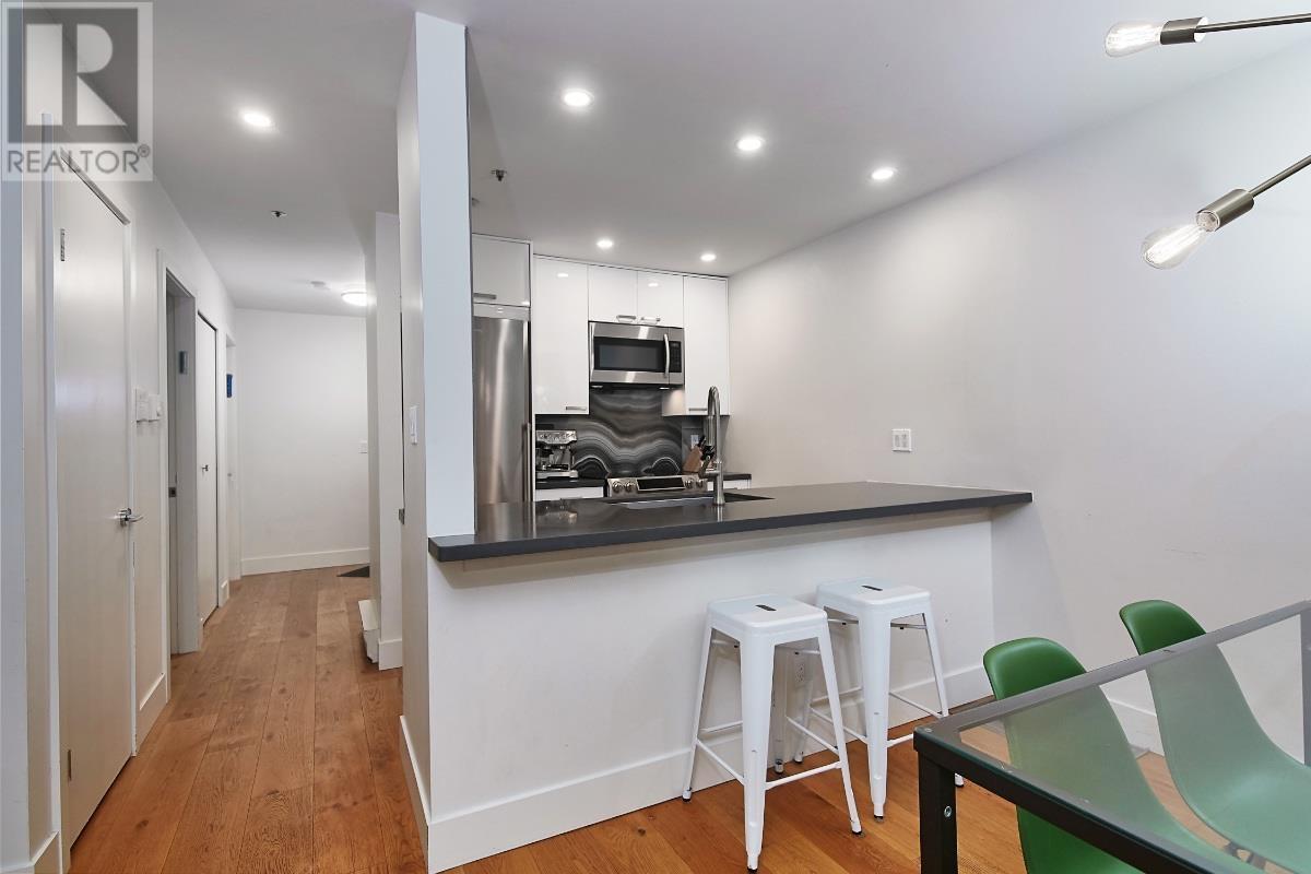 202 888 W 13th Avenue, Vancouver, British Columbia  V5Z 1P2 - Photo 2 - R2985413