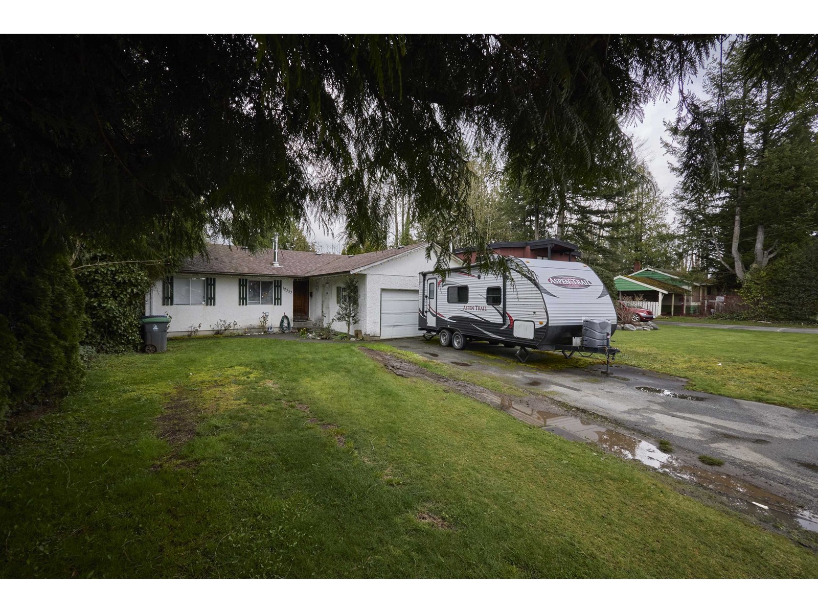14523 104a Avenue, Surrey, British Columbia  V3R 1R2 - Photo 1 - R2985180
