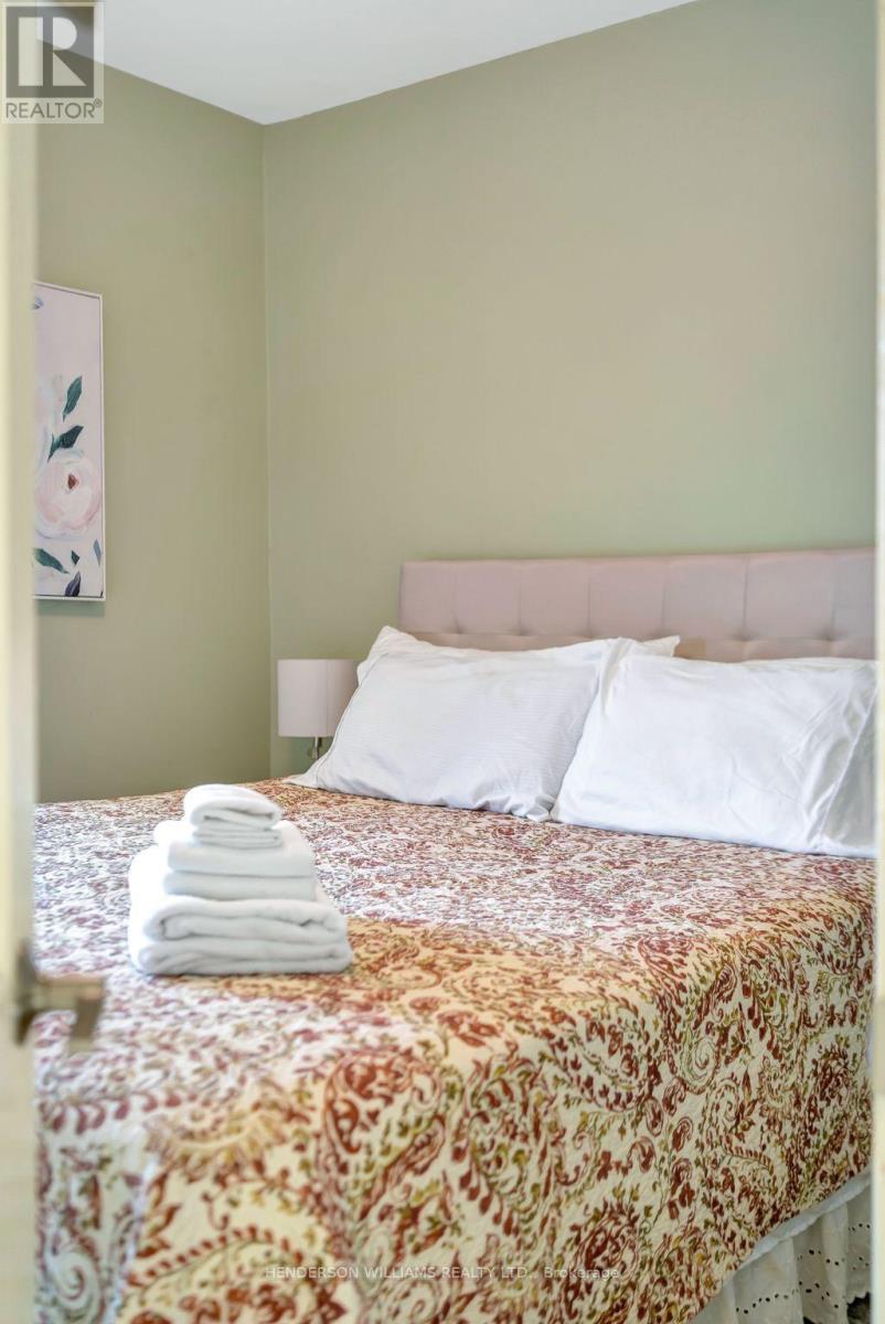 1 Lake Street E, Prince Edward County, Ontario  K0K 2T0 - Photo 20 - X12063314