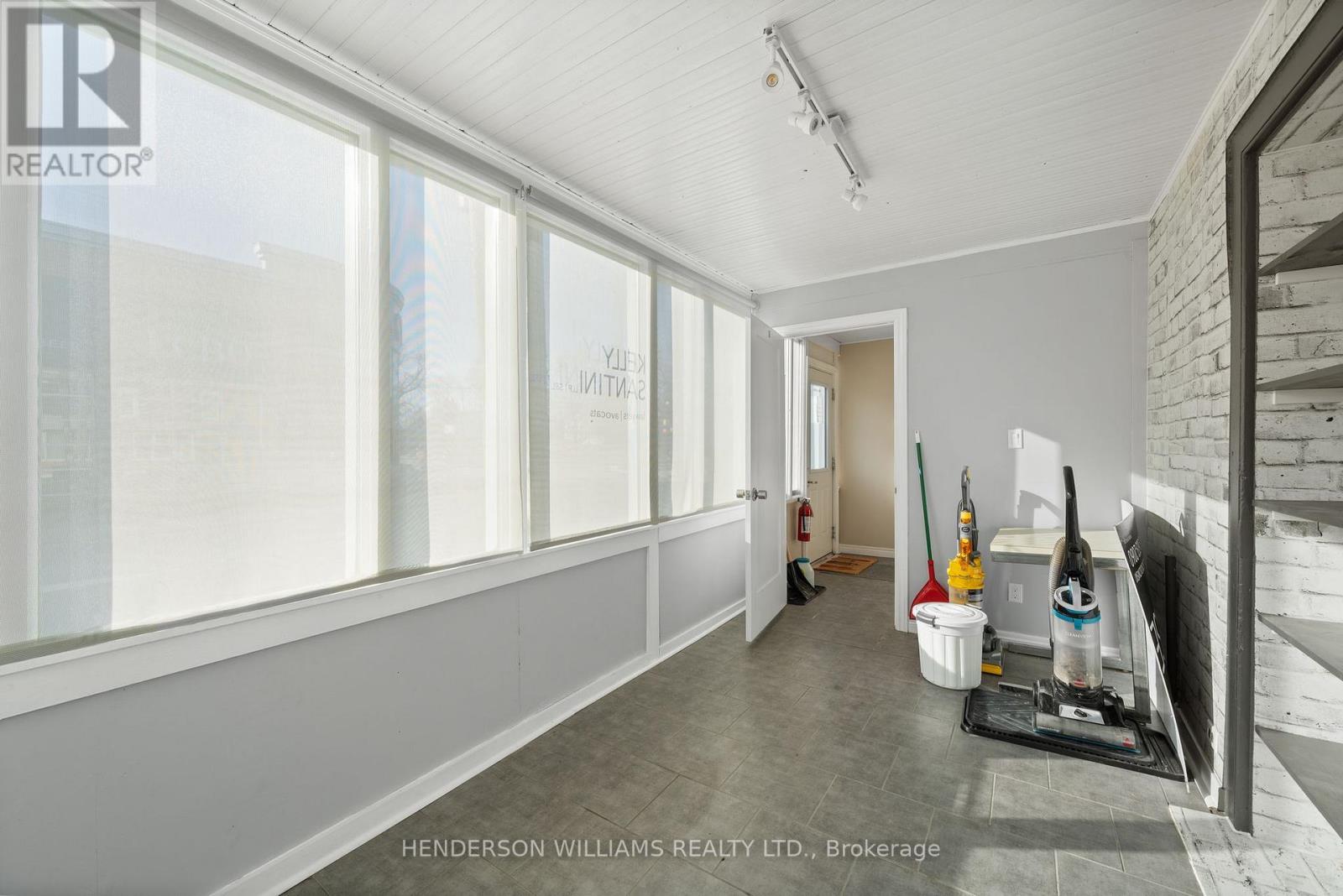1 Lake Street E, Prince Edward County, Ontario  K0K 2T0 - Photo 26 - X12063314
