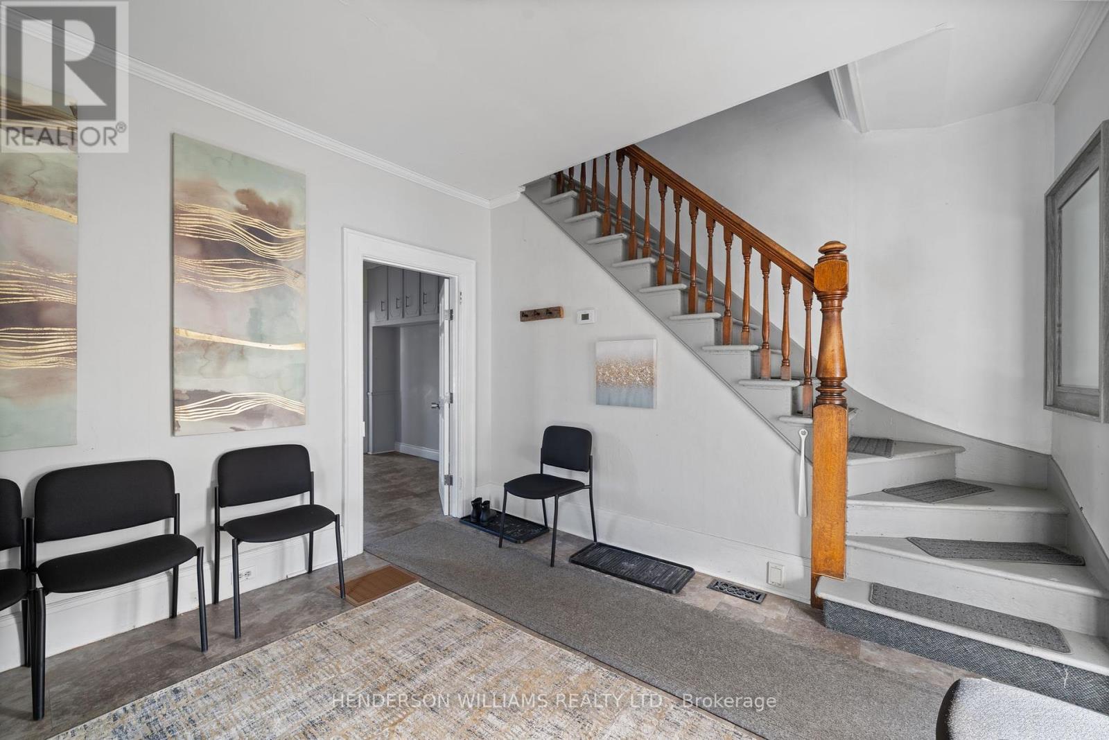 1 Lake Street E, Prince Edward County, Ontario  K0K 2T0 - Photo 31 - X12063314