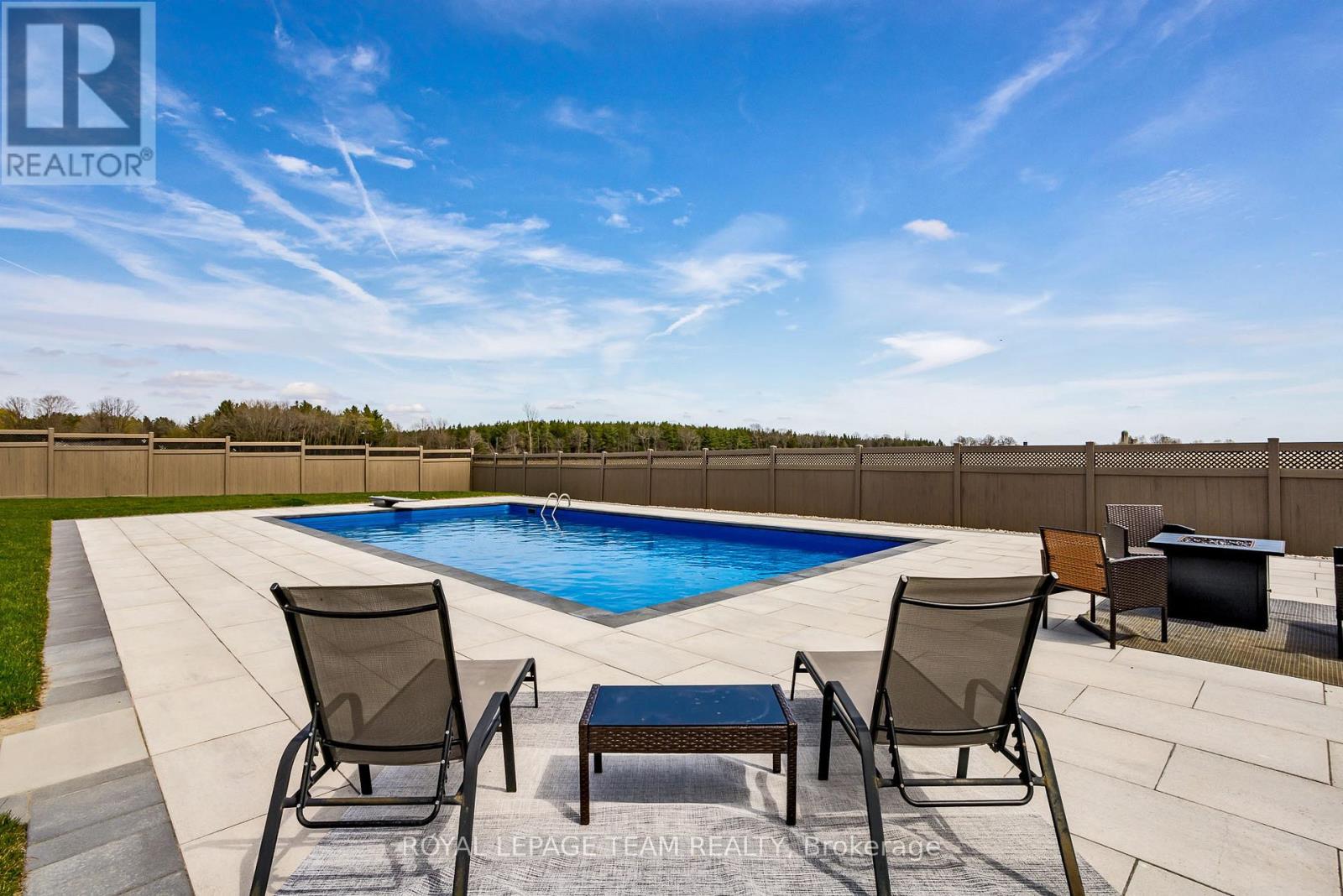 5758 Fernbank Road, Ottawa, Ontario  K2S 1B6 - Photo 44 - X12063432